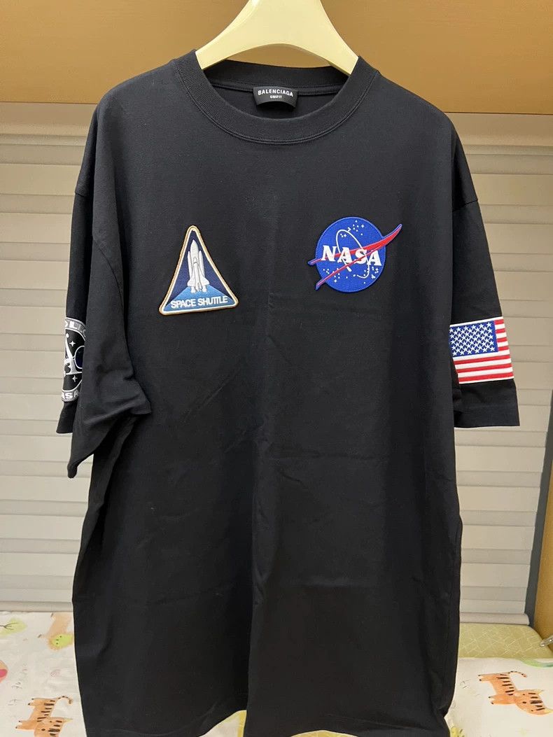 Balenciaga Balenciaga NASA Graphic T-shirt S - dmc | Grailed