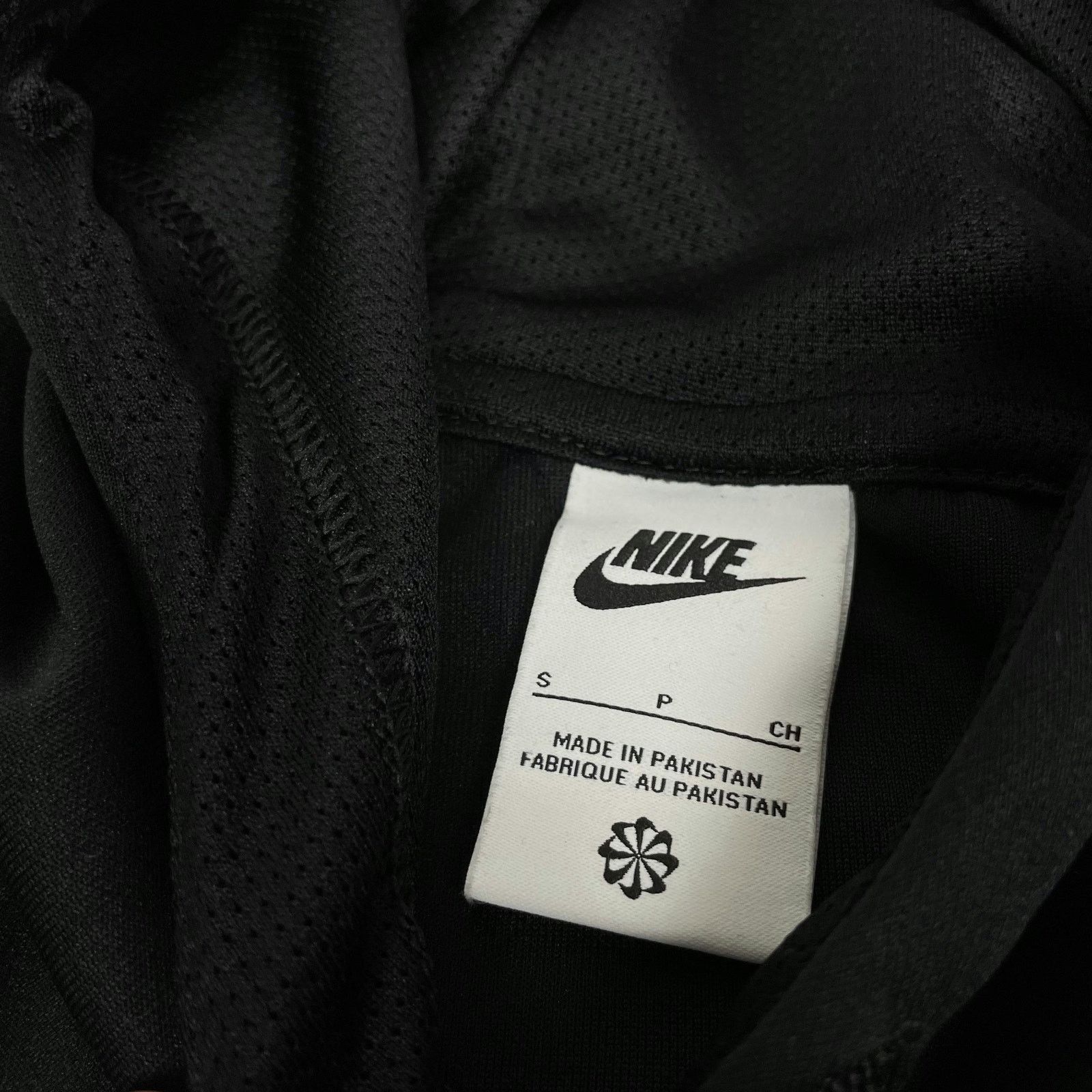 Nike Nike Women Black Polyester Long Sleeve Pullover Hoodie Small Size S / US 4 / IT 40 - 9 Thumbnail
