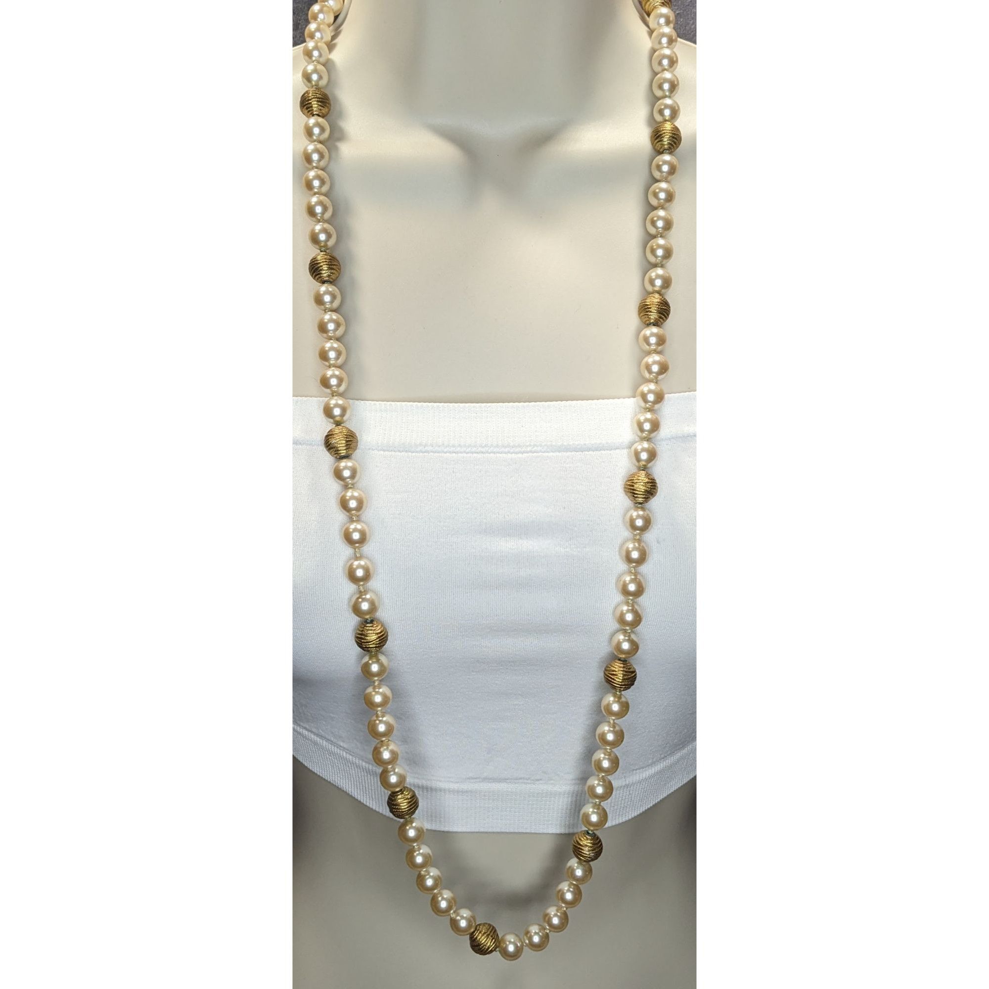 Other Vintage Glam Glass Pearl Necklace With Gold-Tone Accents Size ONE SIZE - 2 Thumbnail