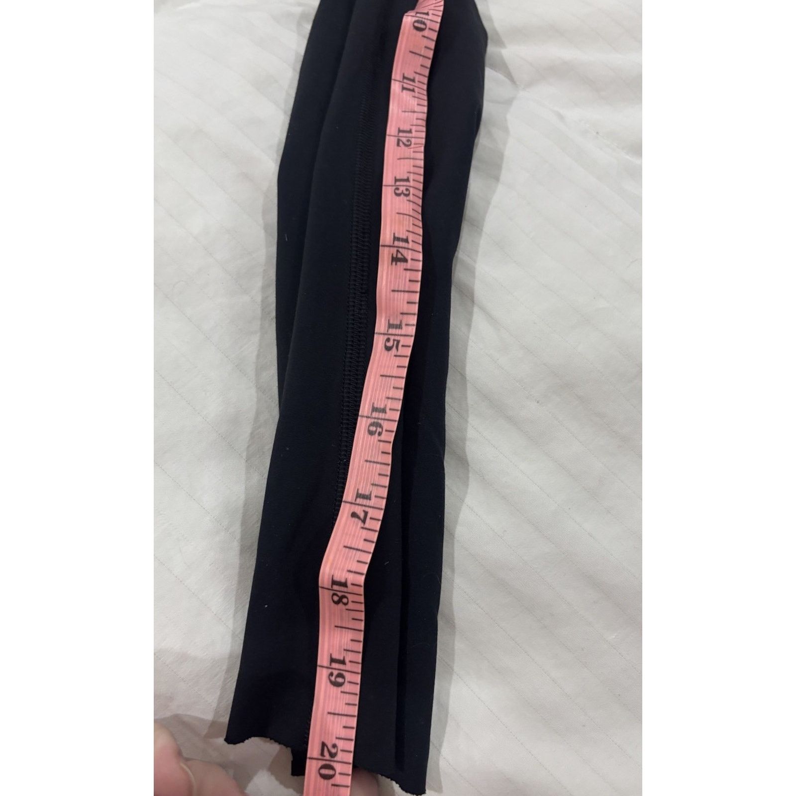 Lululemon Lululemon Women's Leggings Size 4 Black Cropped Pockets Size 27" / US 4 / IT 40 - 12 Thumbnail