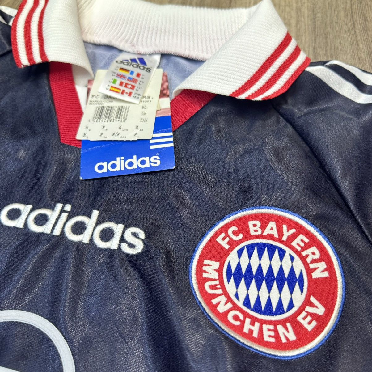 Adidas Bayern Munich 97/98 away shirt#7 Scholl (Bnwt) Size US M / EU 48-50 / 2 - 6 Thumbnail