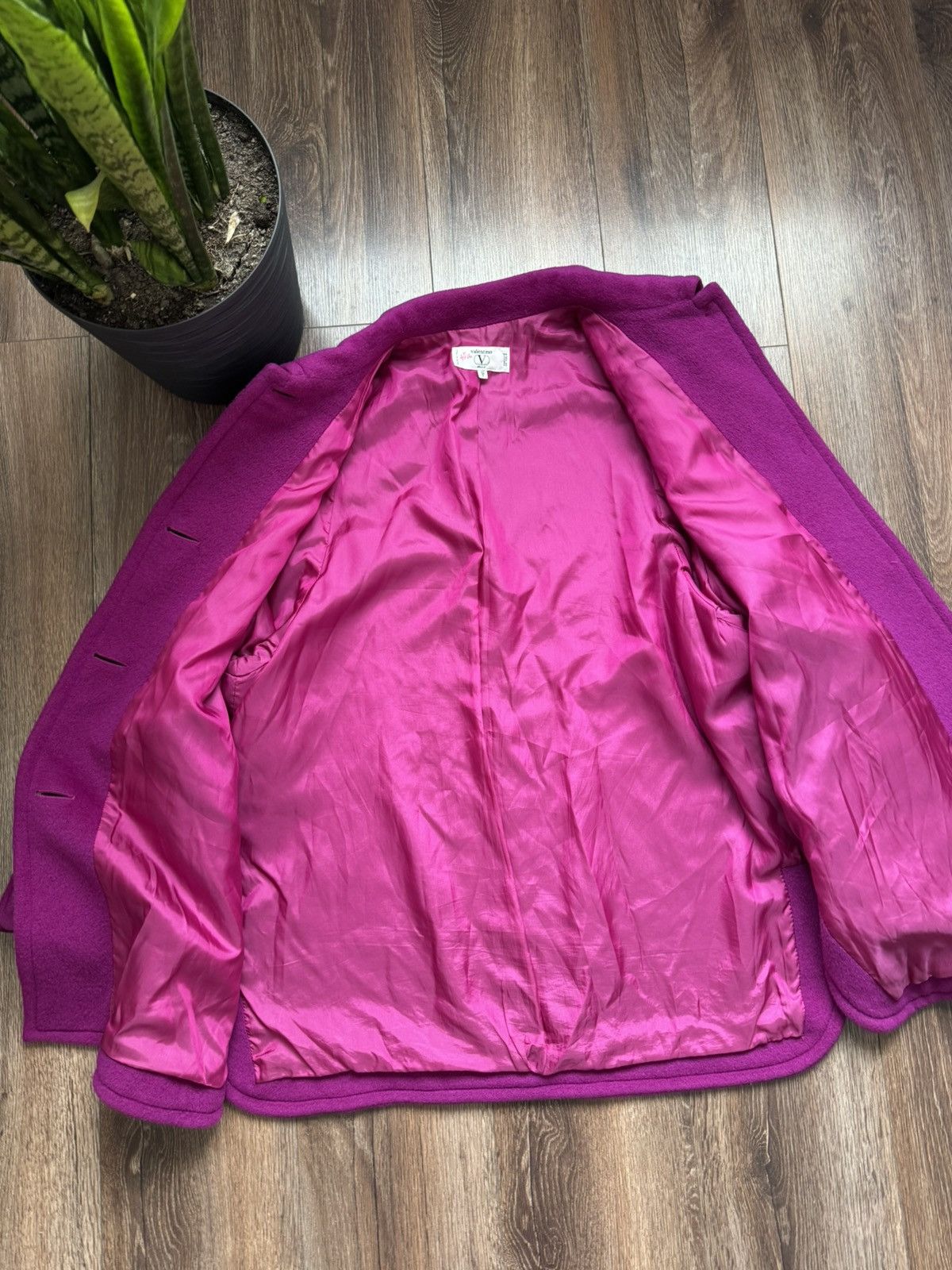 Valentino Vtg Valentino Miss V Wool Coat Jacket Fuchsia Pink Purple Italy Size 42 8 M L Size M / US 6-8 / IT 42-44 - 5 Thumbnail