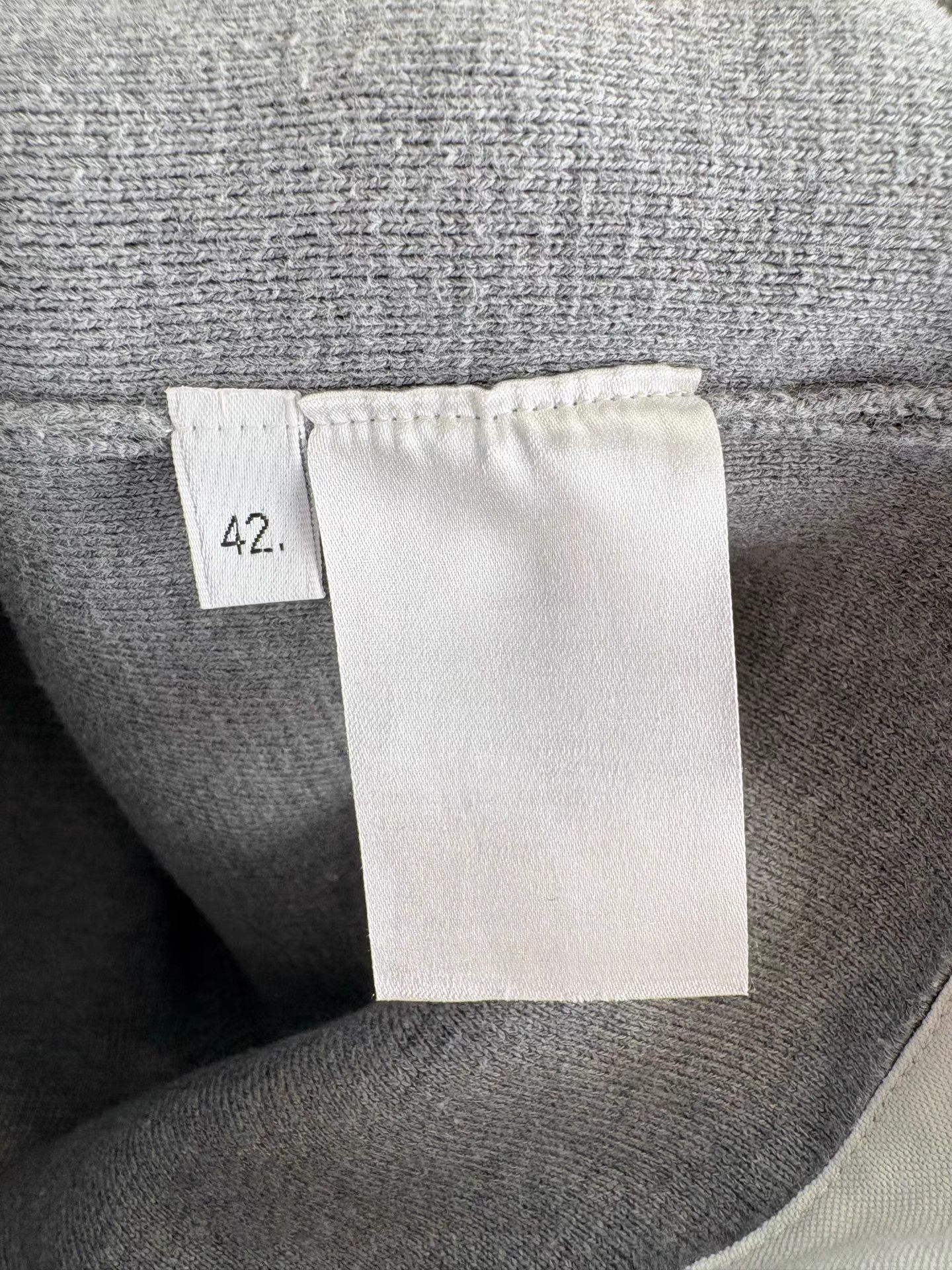 Thom Browne THOM BROWNE Arm Stripe Fake Two-Piece Cardigan Size US XS / EU 42 / 0 - 5 Thumbnail