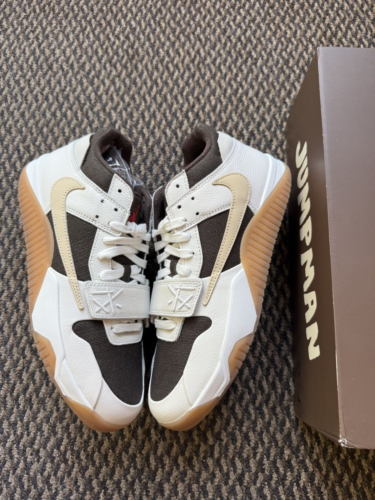 Jordan Brand × Travis Scott Jumpman Jack TR Sail Size US 12 / EU 45 - 1 Thumbnail