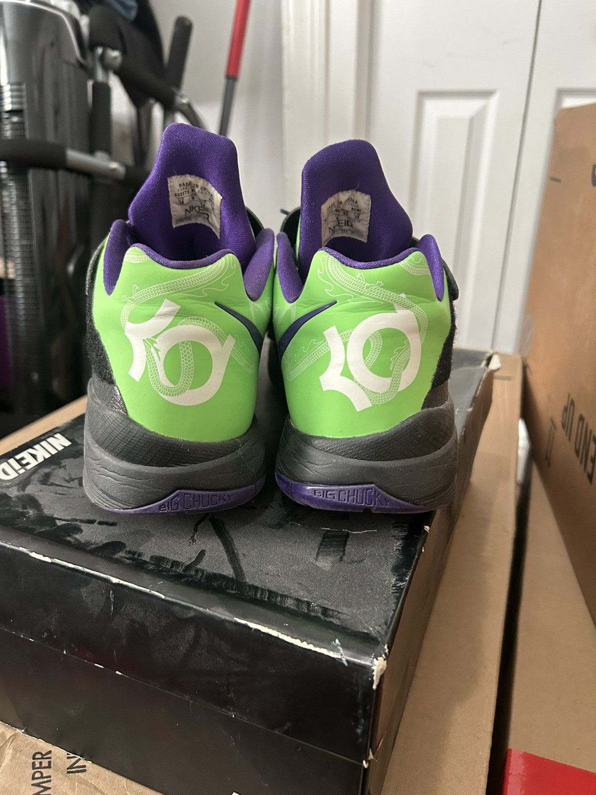 Nike Nike KD 4 Nike ID “Year of the Dragon” Size US 10 / EU 43 - 3 Thumbnail