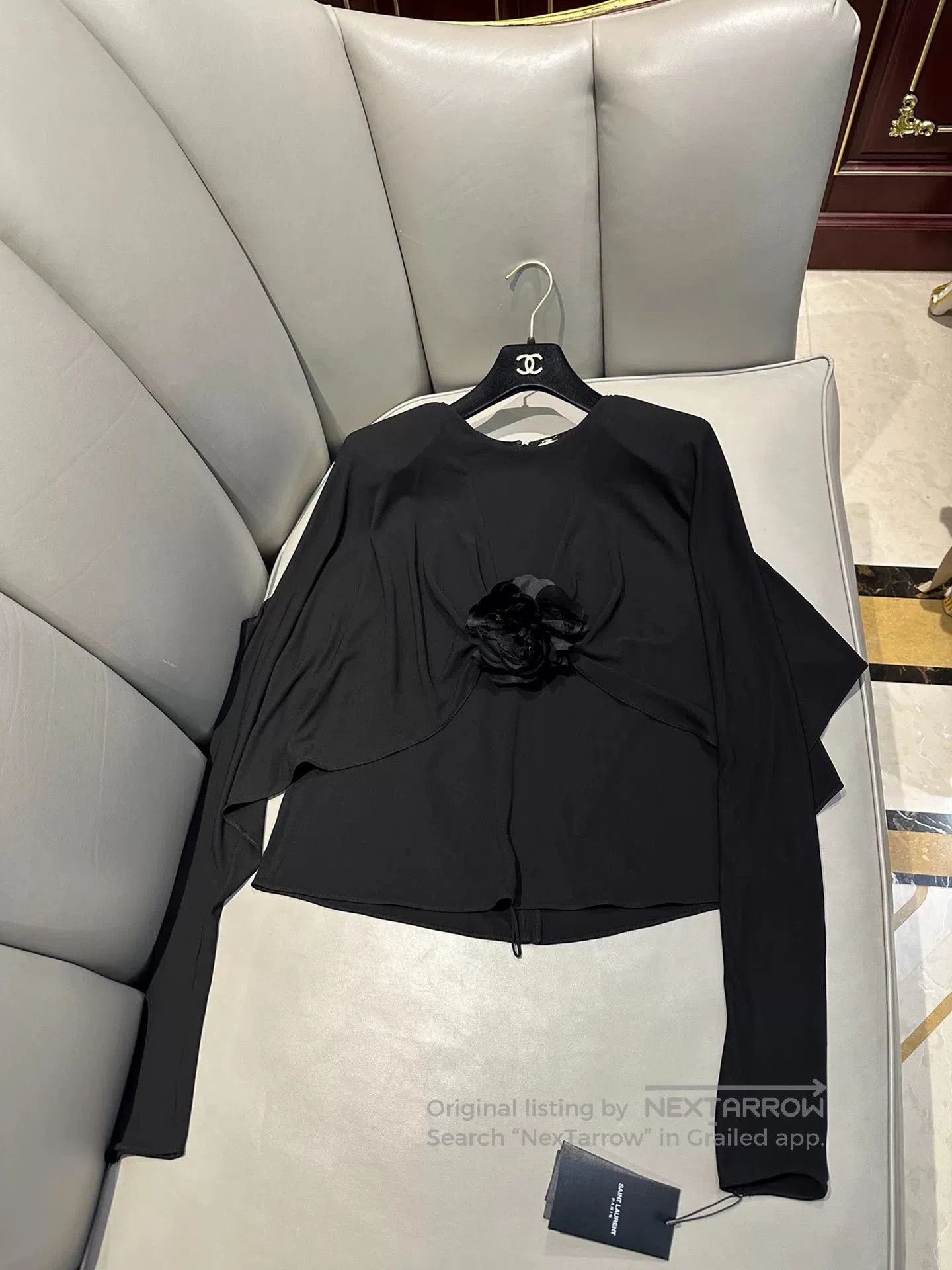 Saint Laurent Paris Saint Laurent Black Flower Top. Size S / US 4 / IT 40 - 1 Thumbnail