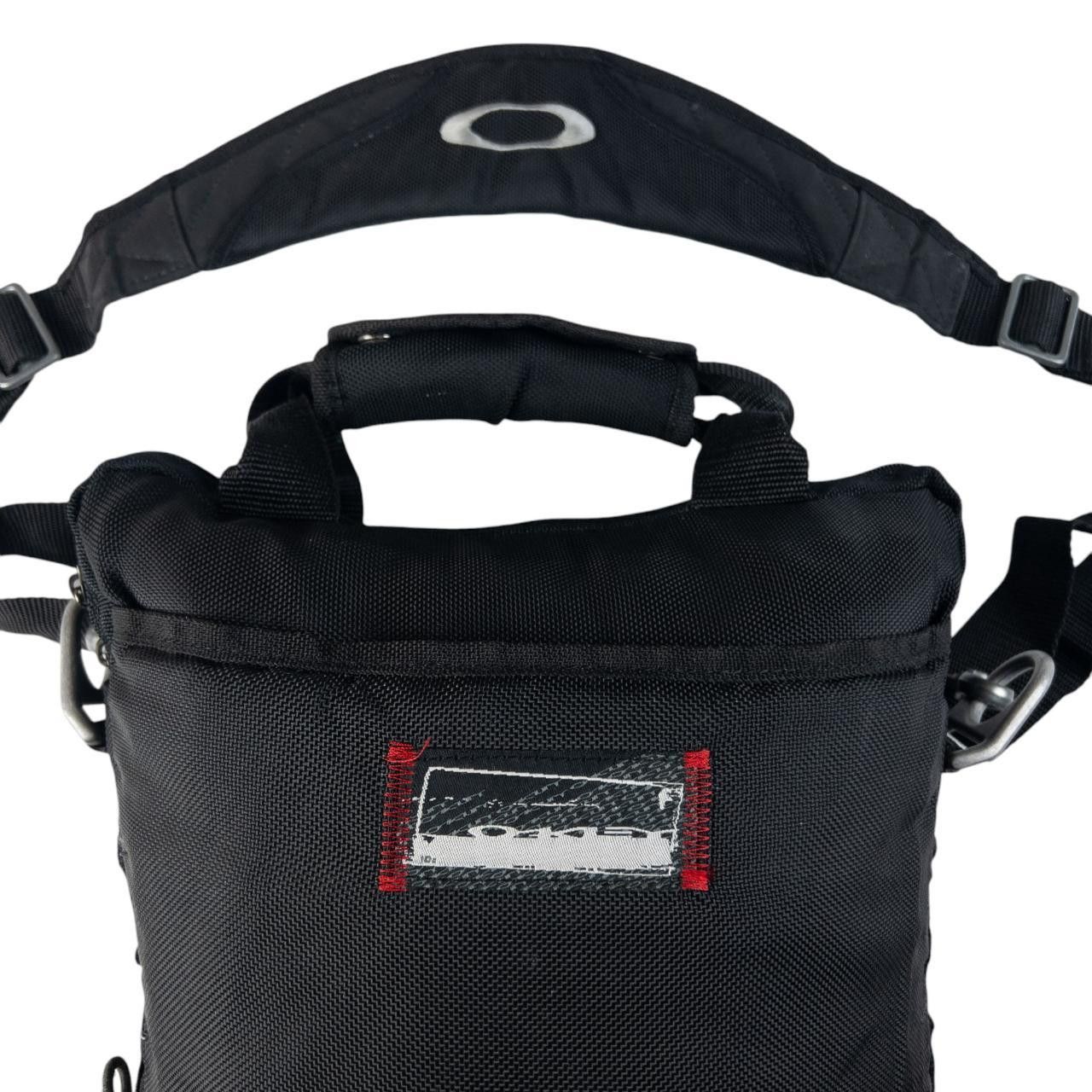 Oakley Vintage Oakley Crossbody Laptop Bag Size ONE SIZE - 7 Thumbnail