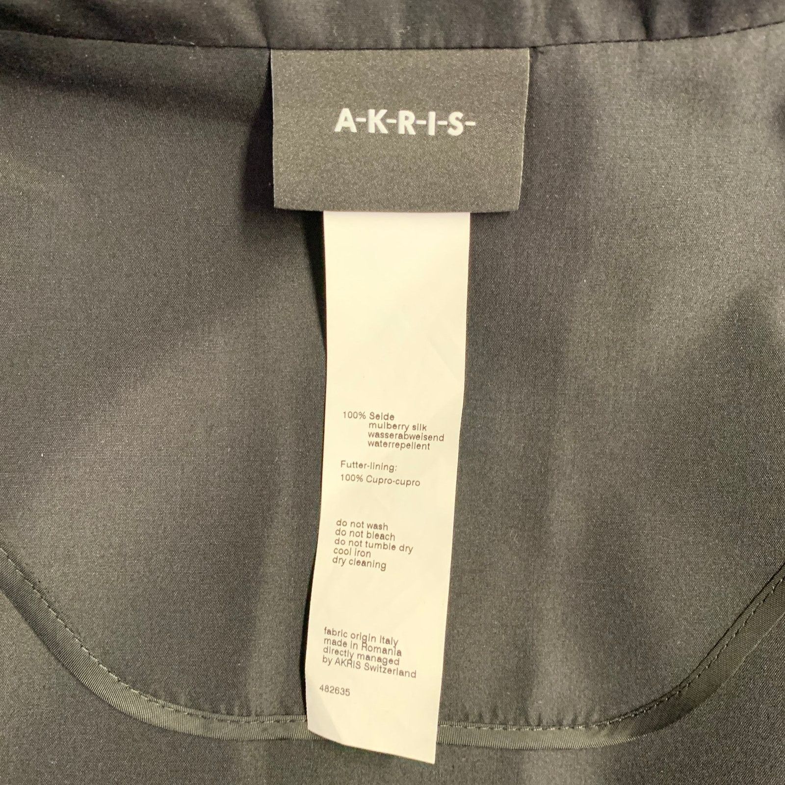 Akris AKRIS Size 12 Black Silk Zip Up Coat Size XL / US 12-14 / IT 48-50 - 5 Thumbnail