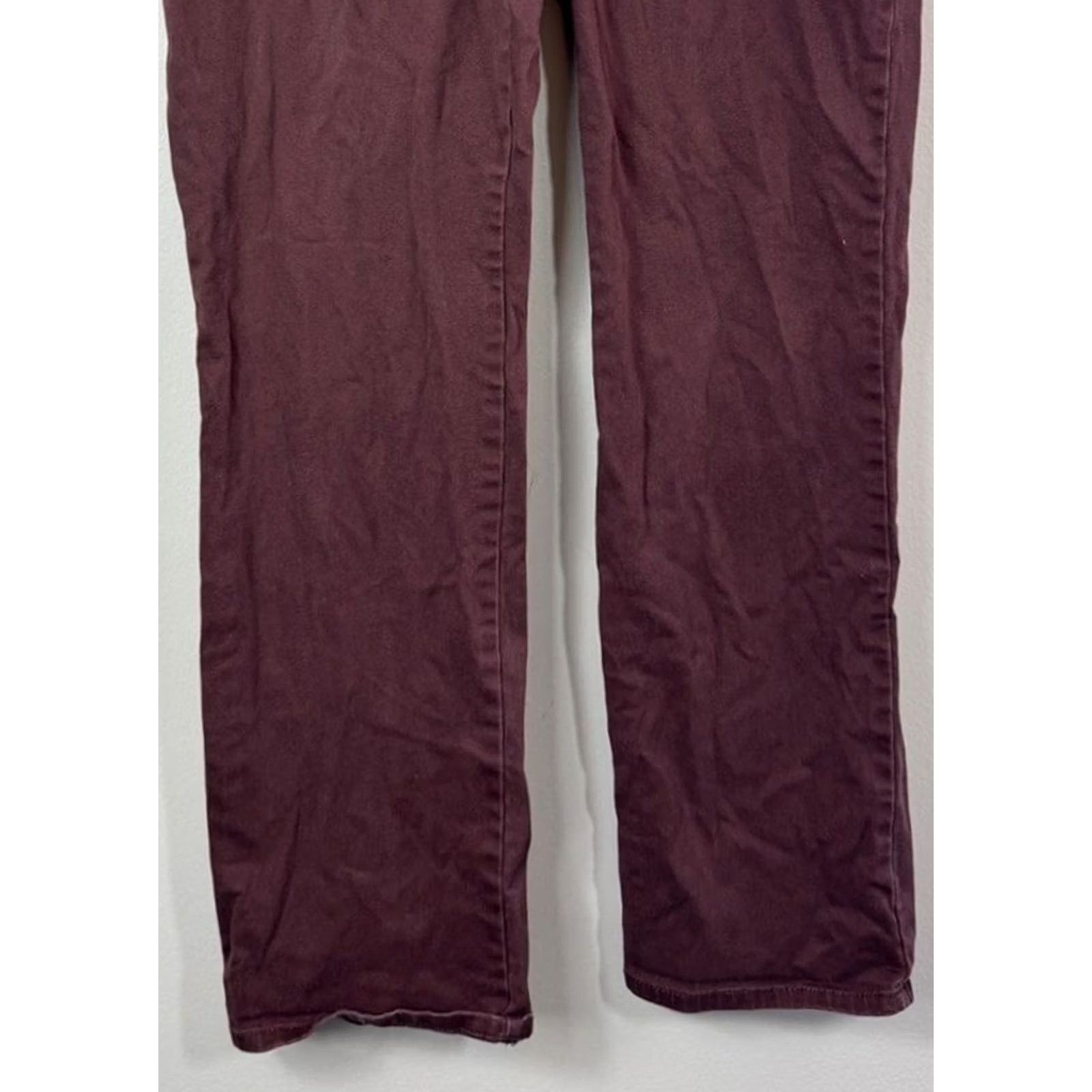 Lee Lee Pants Classic Fit Women’s 14 Medium Burgundy 5 Pocket Flat Front Size 24" / US 00 / IT 34 - 3 Thumbnail