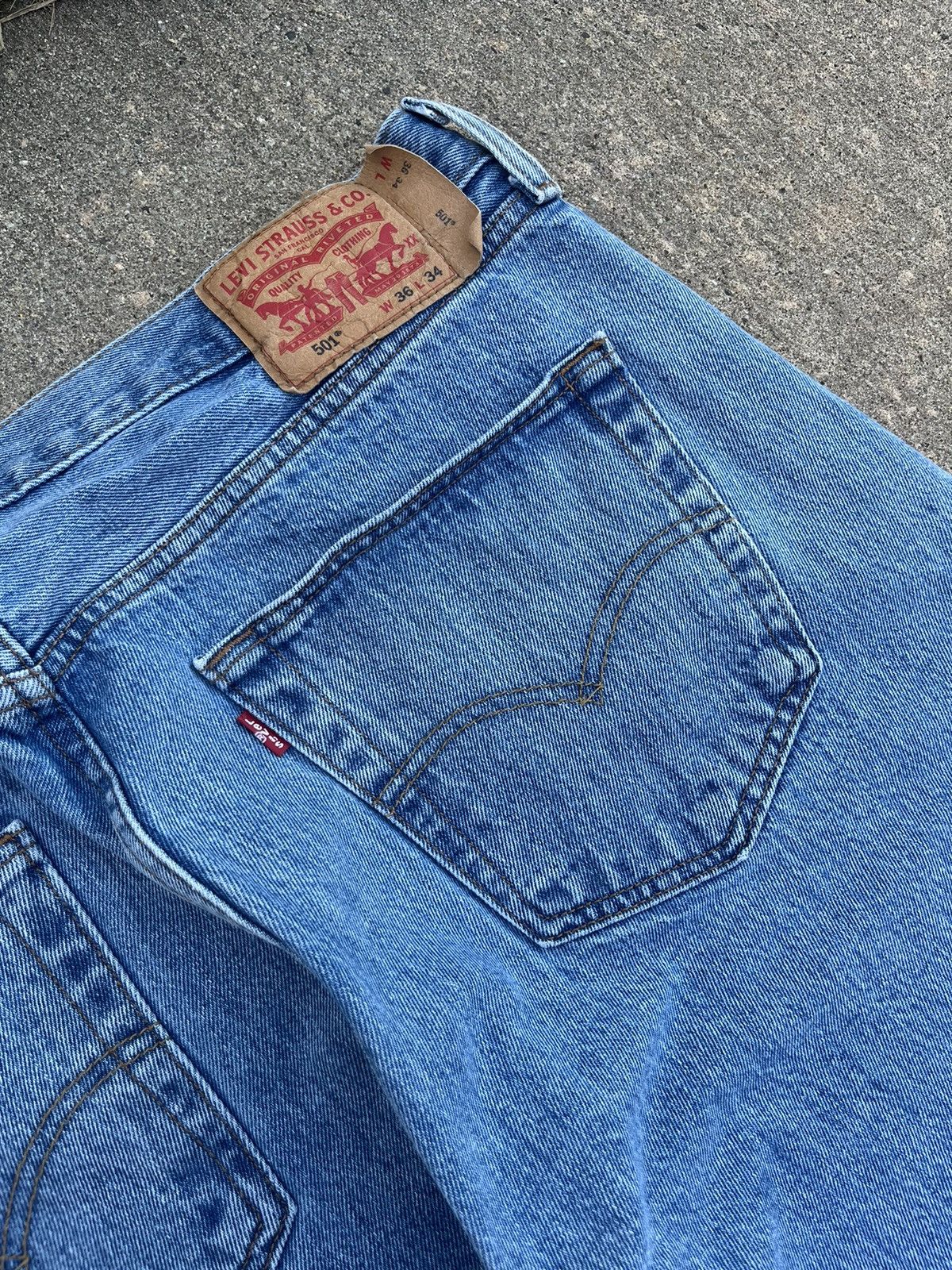 Levi's × Vintage Crazy Levi’s Classic Jeans 36X34 Size US 36 / EU 52 - 7 Thumbnail
