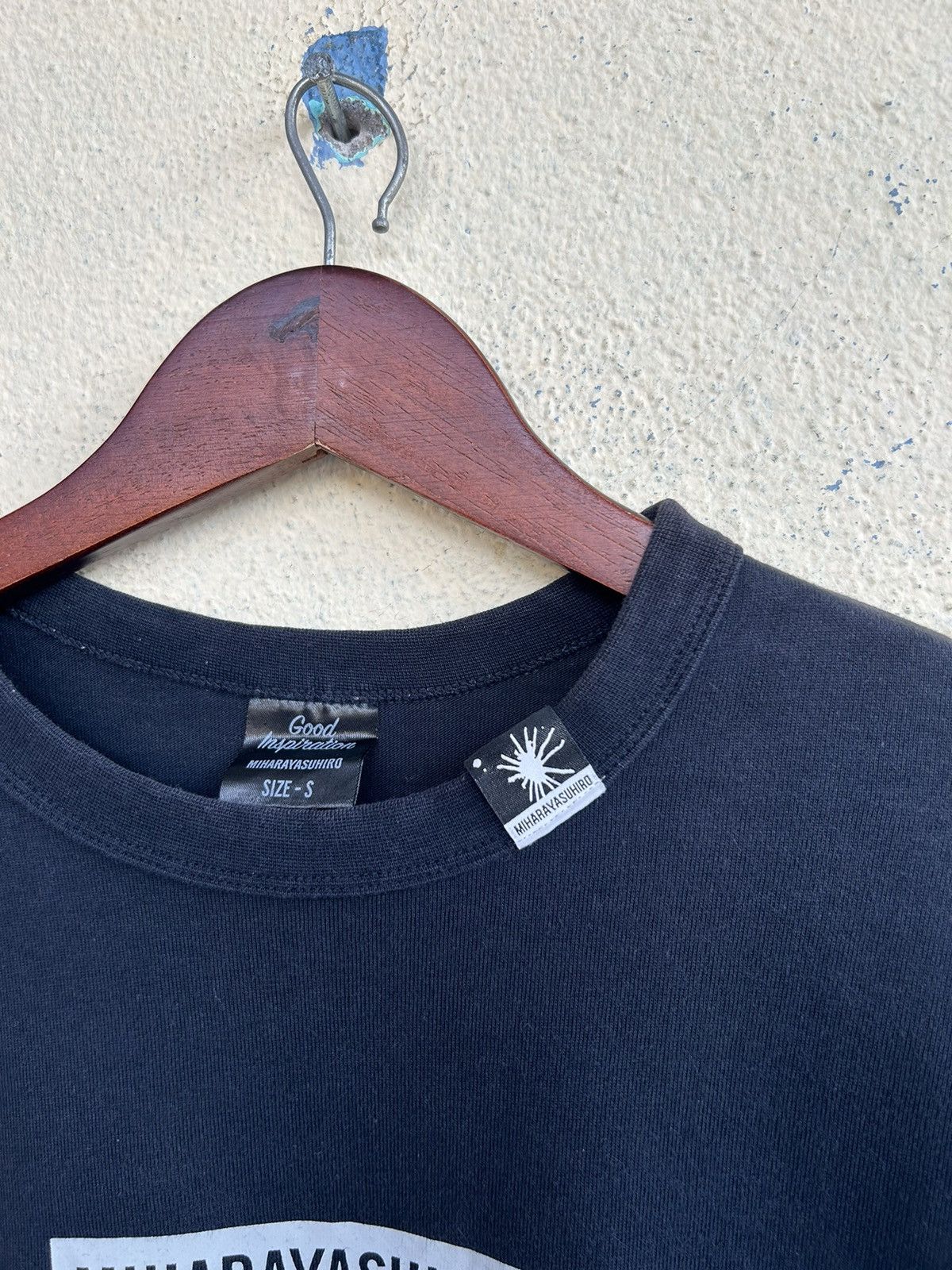 GU × Maison MIHARA YASUHIRO Miharayasuhiro Good Inspiration Tshirt Size US S / EU 44-46 / 1 - 7 Thumbnail