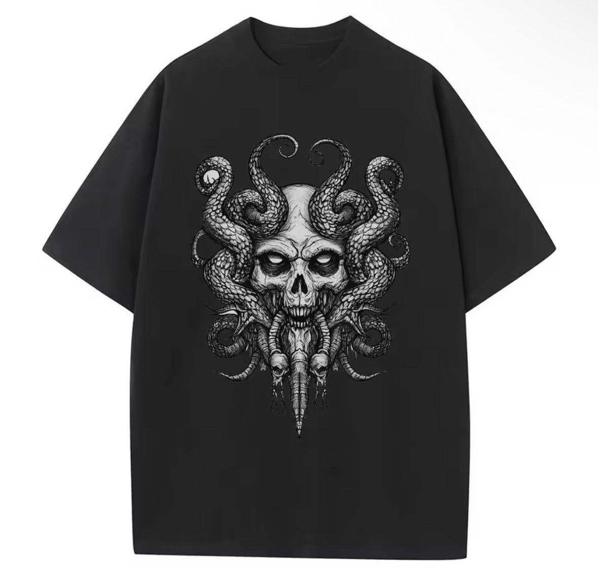 Japanese Brand Y2K Streetwear Gothic Skull Creature Drop Shoulder T-Shirt Size US L / EU 52-54 / 3 - 1 Thumbnail