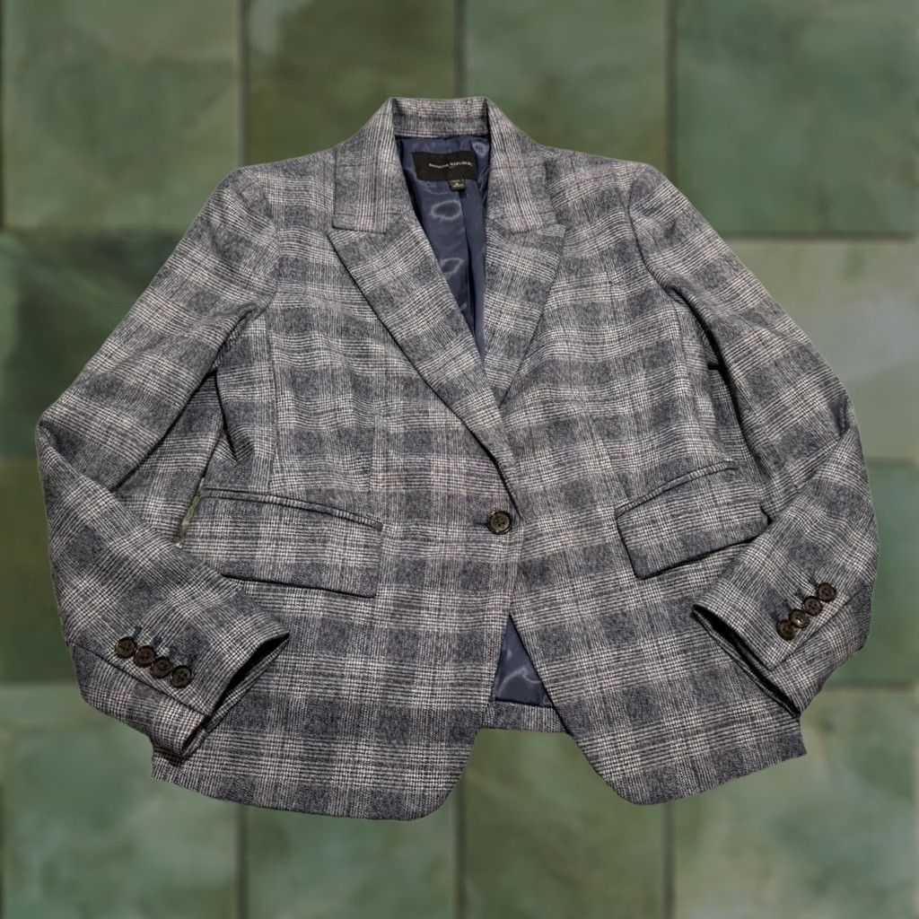 Banana Republic Banana Republic Gray Plaid Suit Jacket Pants Set 6P Petite Women 31 in Waist 28 in Inseam 2 Piece Size 28" / US 6 / IT 42 - 1 Thumbnail