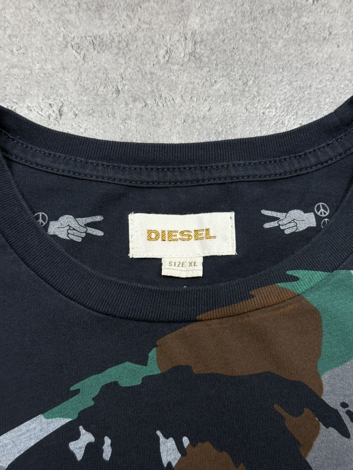 Diesel Avant Garde T-shirt Diesel Big ligo Peac Streetwear Realtree Size US XL / EU 56 / 4 - 3 Thumbnail