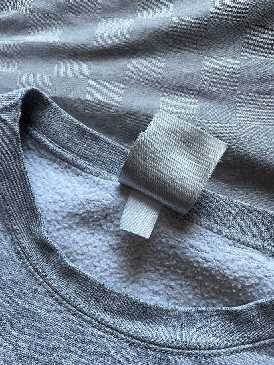 Nike 90s Vintage Nike Sweatshirt Boxy Fit Mini Swoosh Y2k Size US L / EU 52-54 / 3 - 8 Thumbnail