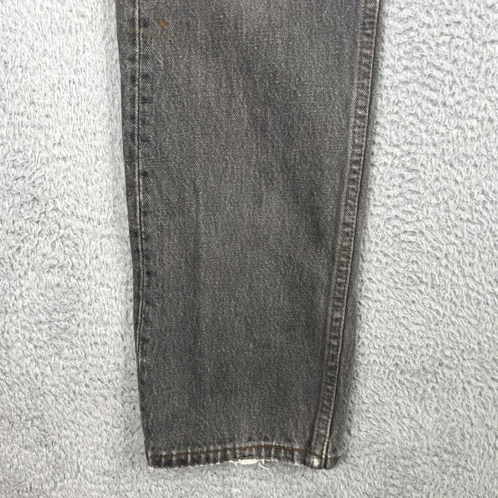 Levi's VINTAGE Levi's 501 Jeans 29x33 Black Distressed Button Fly USA Mens Size US 29 - 2 Thumbnail
