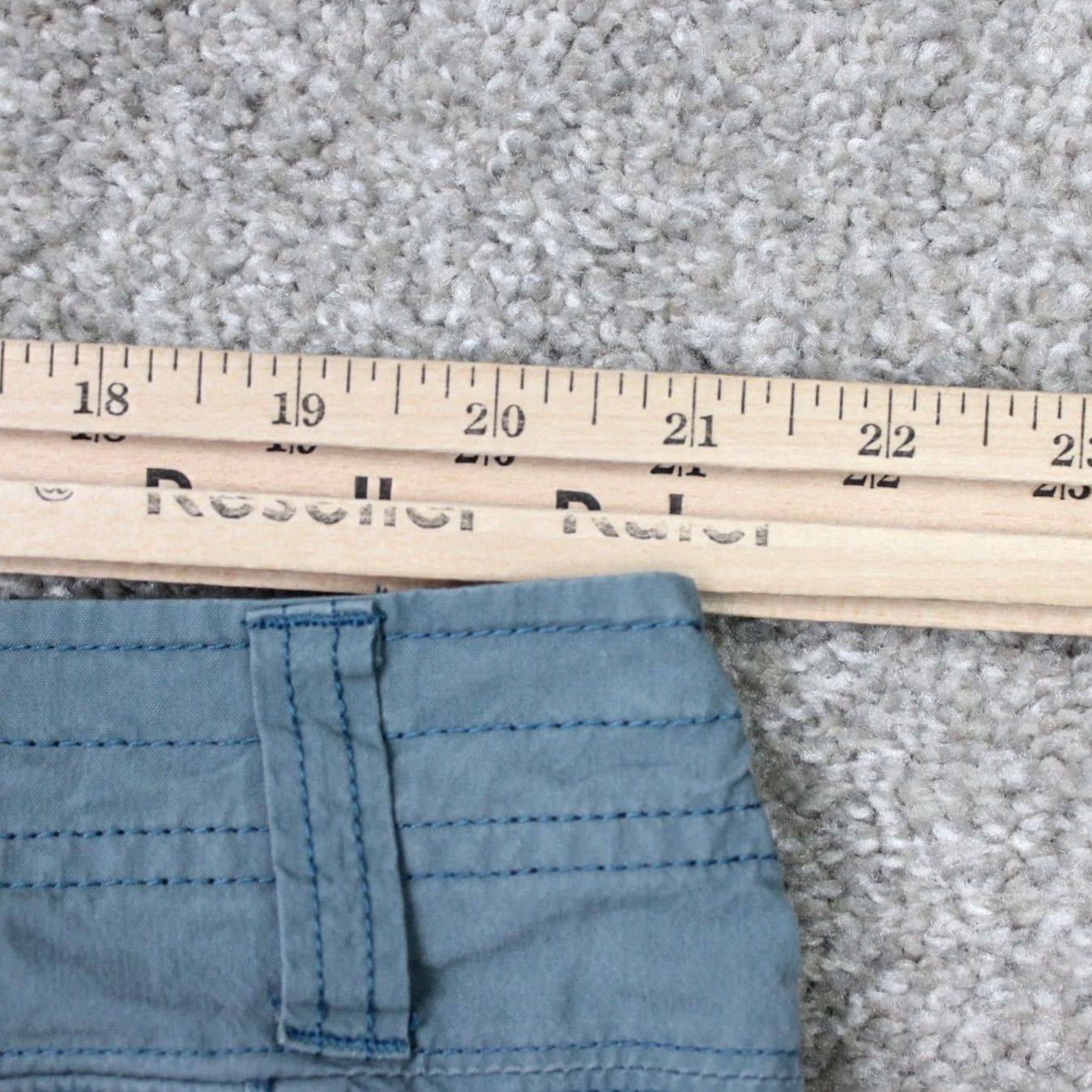 Vintage Kuhl Shorts Womens 22W Blue Stretch Spire 11" Zip Cargo Hiking Utility Outdoor Size 40" / US 18 - 7 Thumbnail
