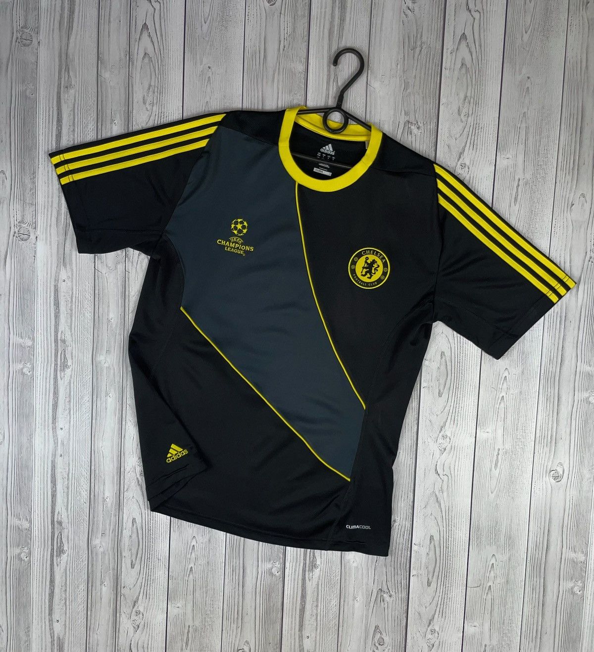 Adidas Vintage Adidas Chelsea soccer jersey Champions League L Size US L / EU 52-54 / 3 - 1 Thumbnail