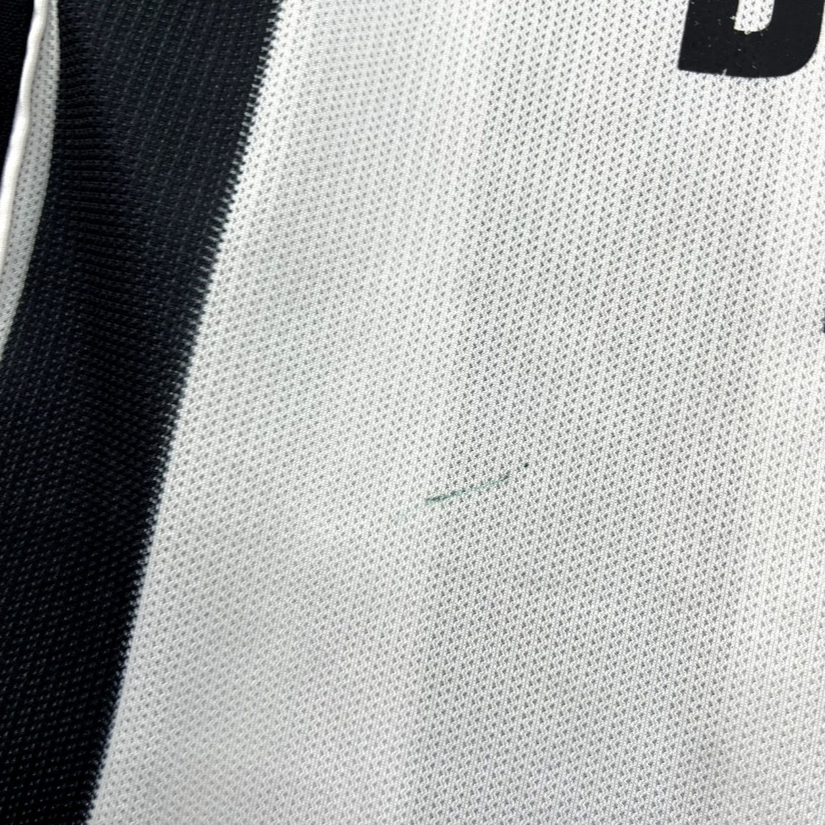 Nike Bjk Besiktas 2003 2004 Away Football Jersey XL Nike Shirt Men Short Sleeve Polyester Multicolor Activewear Quick Dry Moisture Wicking Football Jersey Size US XL / EU 56 / 4 - 5 Thumbnail