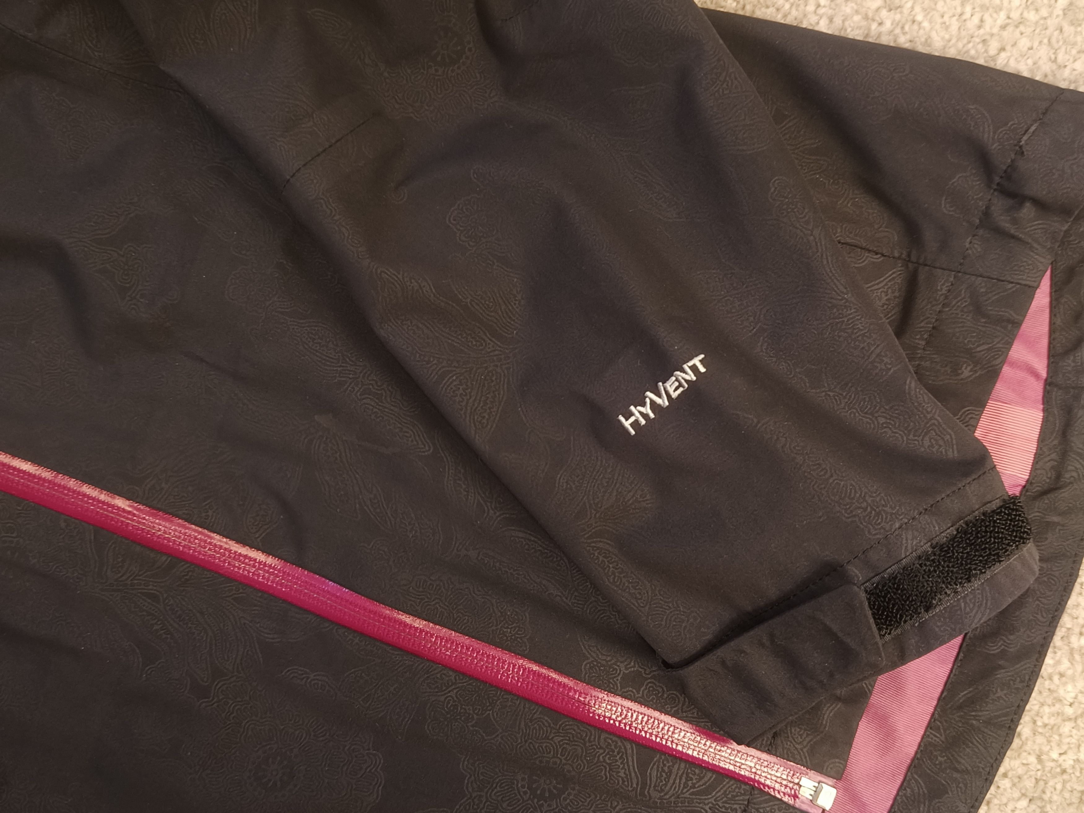 The North Face TNF HyVent Women's Black Dahlia Purple Medusa Hooded Jacket Size S / US 4 / IT 40 - 4 Thumbnail