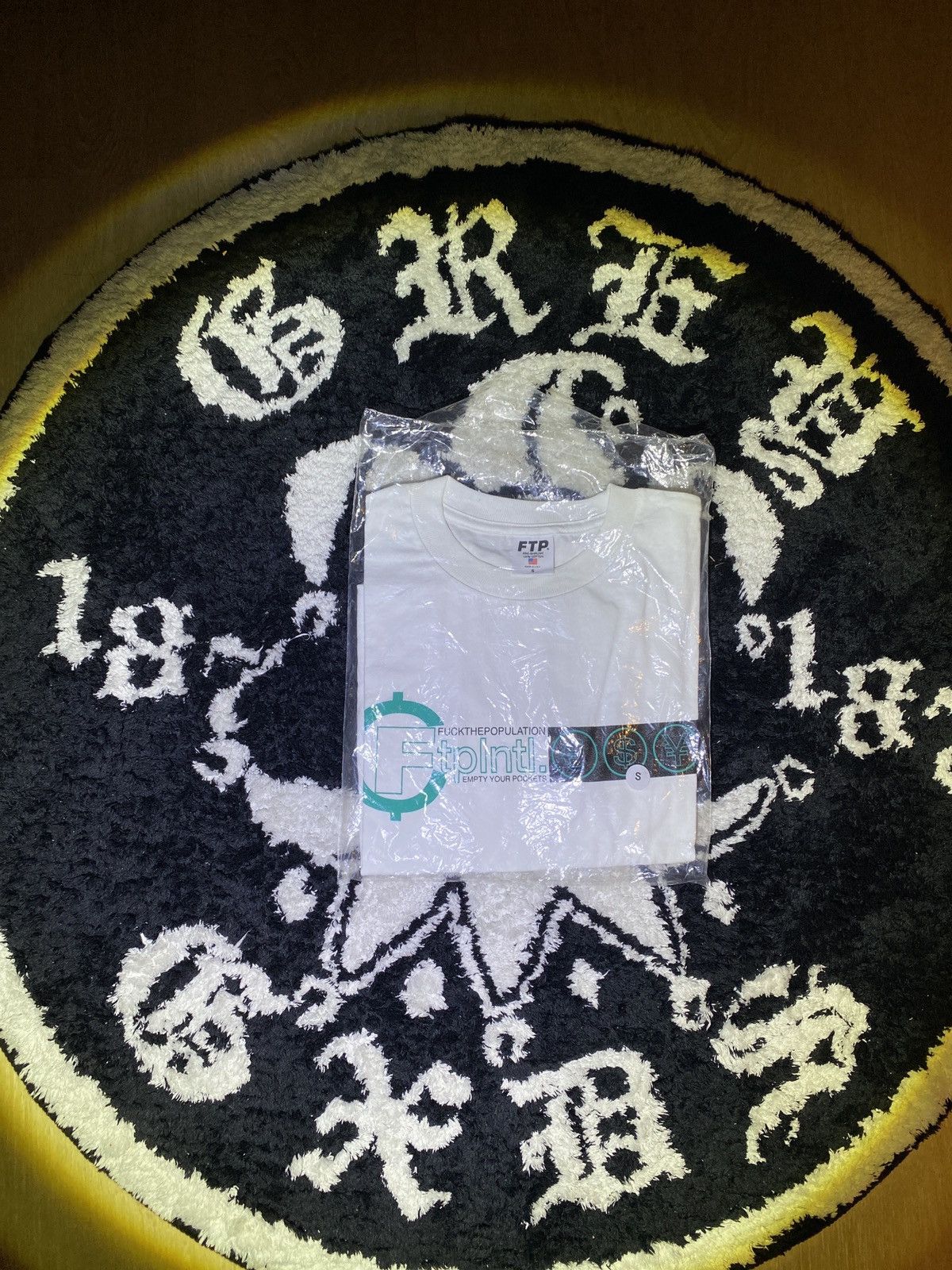 Fuck The Population ftp currency tee white S Size US S / EU 44-46 / 1 - 1 Preview