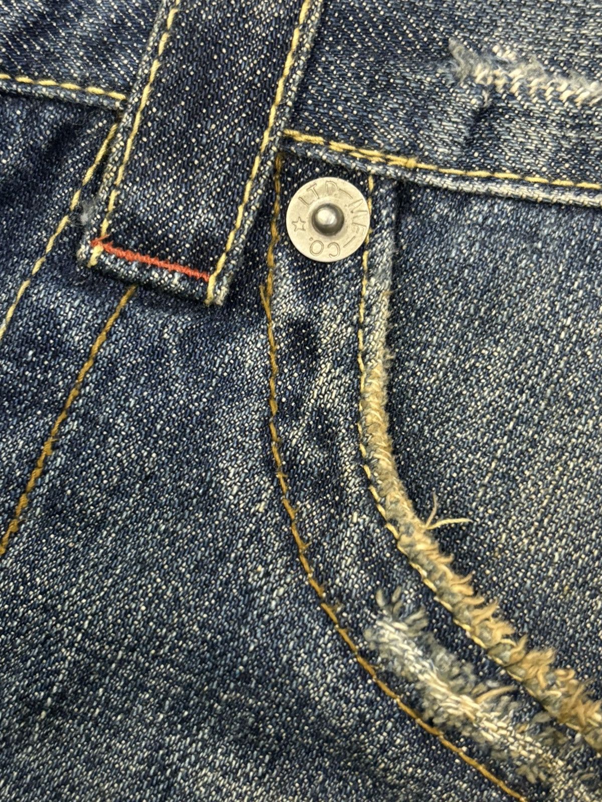 If Six Was Nine Vintage Vanquish Mud Wash Flare Distressed Grunge Jeans Size US 33 - 6 Thumbnail