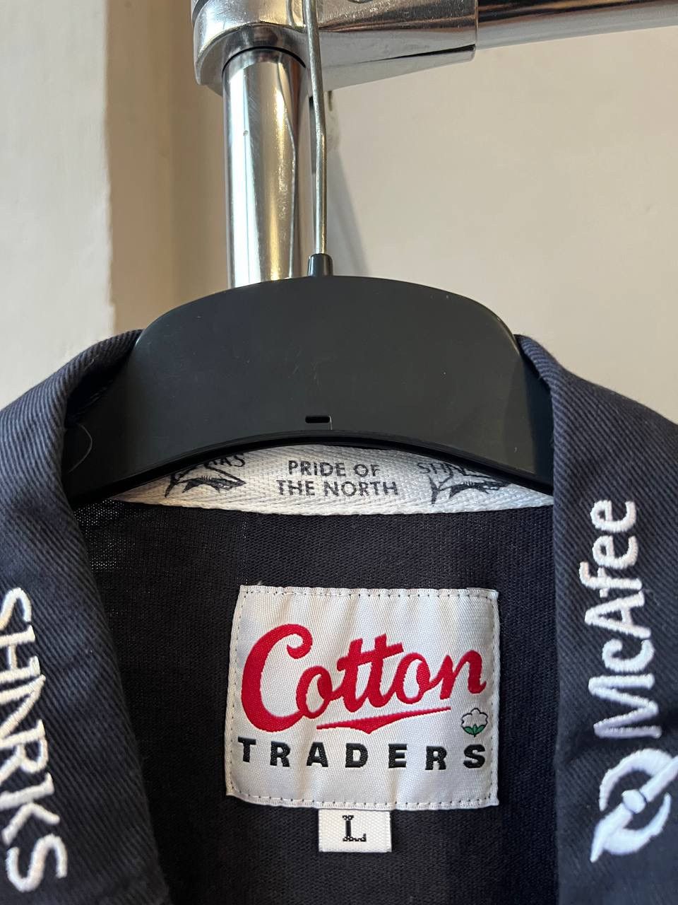 Cotton Traders 2003 SHARKS RFC RUGBY UNION JERSEY SHIRT COTTON TRADERS SZ L Size US L / EU 52-54 / 3 - 8 Thumbnail