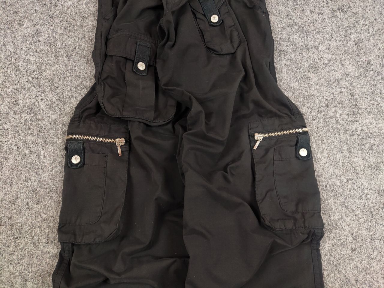 Japanese Brand Rare Vintage Y2K Japanese Black cotton Cargo Baggy Pants Size US 32 / EU 48 - 8 Thumbnail