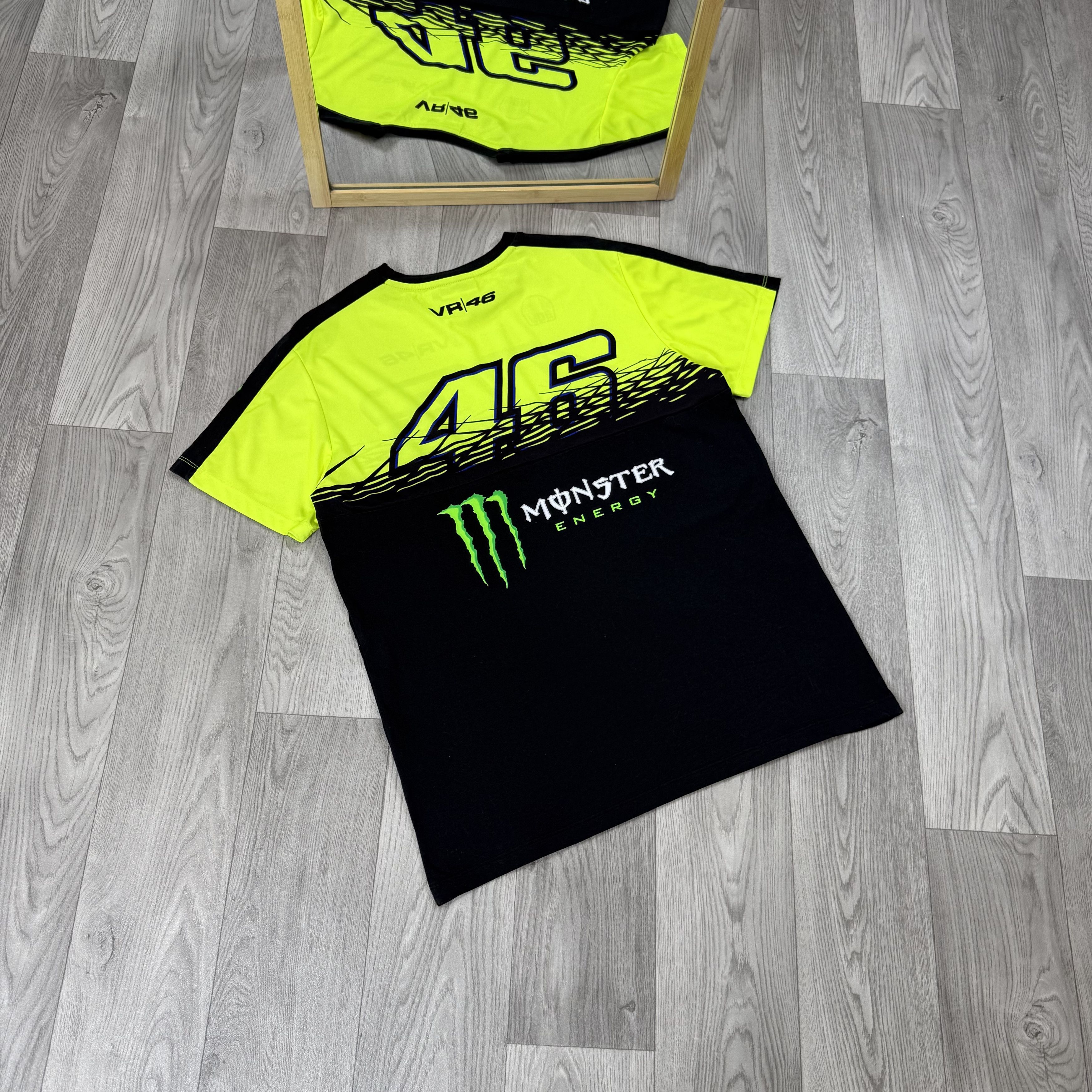 Vintage Vintage Valentino Rossi 46 Monster Energy Graphic Tee Shirt Size US L / EU 52-54 / 3 - 4 Thumbnail