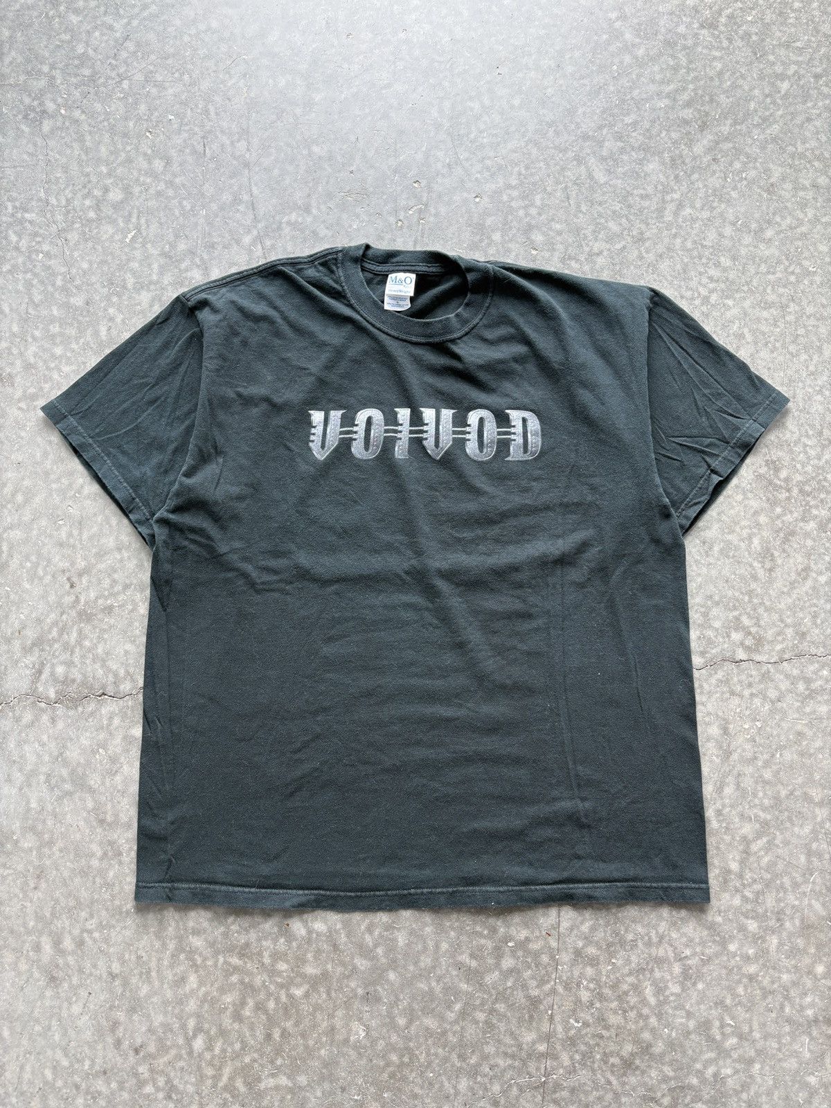 Vintage Vintage Y2K Voivod Graphic Tee Band Size US XL / EU 56 / 4 - 1 Thumbnail