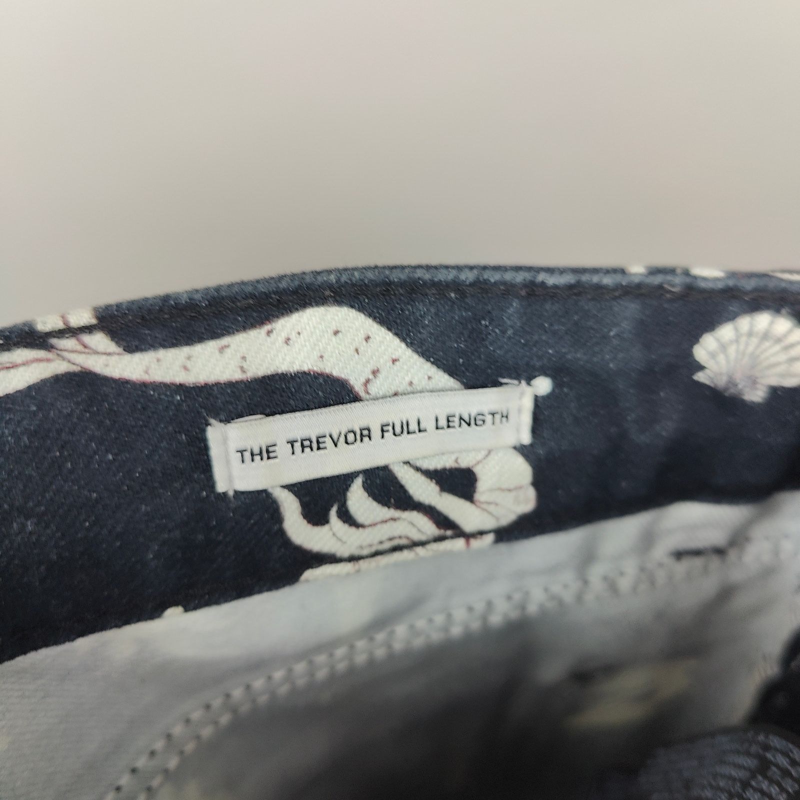 Zara Zara The Trevor Jeans Womens 6 Black Mermaid Print Straight Size 28" / US 6 / IT 42 - 8 Thumbnail