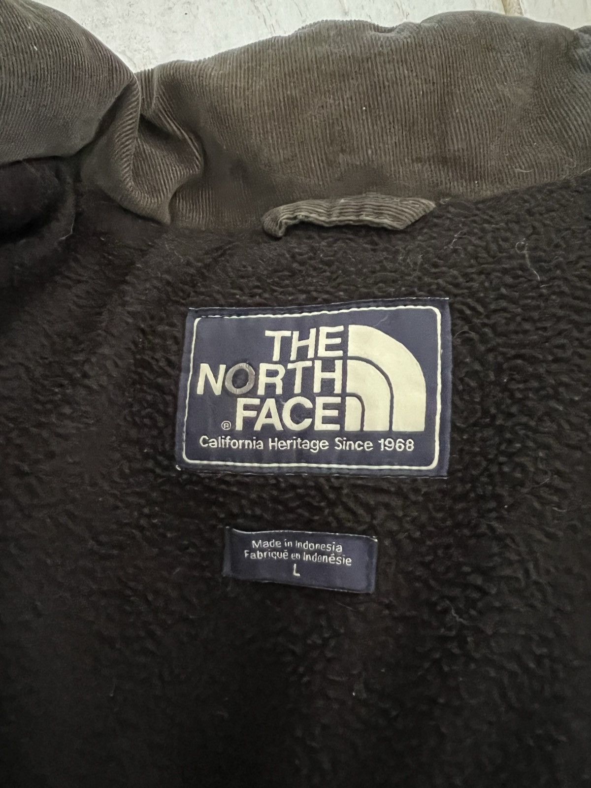The North Face Gray north face puffer vest Size US XL / EU 56 / 4 - 4 Thumbnail