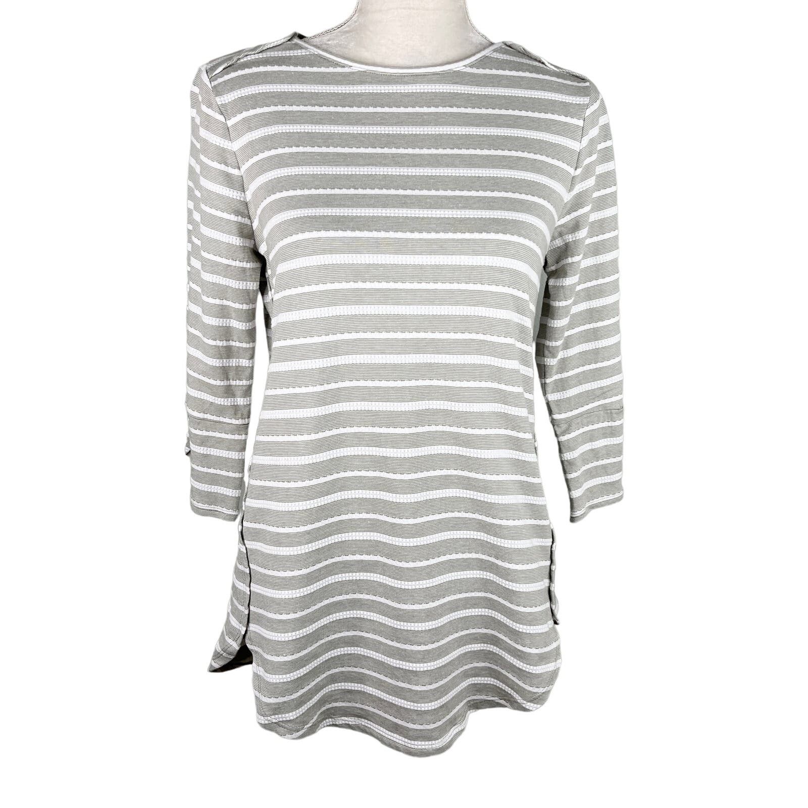 Other Chico's Zenergy Textured Top S 4-6 Gray White Stripe 0 New Size S / US 4 / IT 40 - 3 Thumbnail