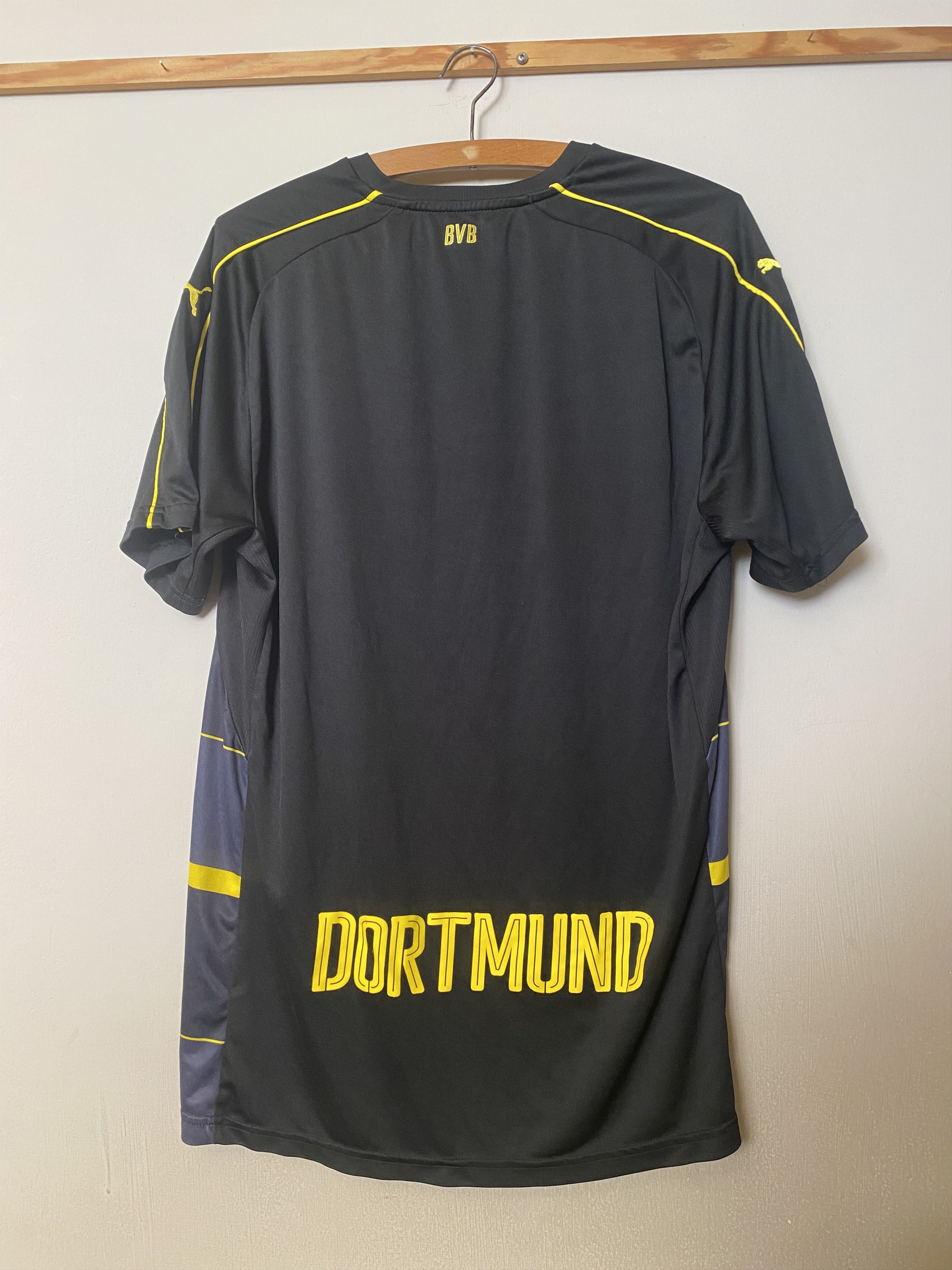 Puma BORUSSIA DORTMUND 2016 - 2017 - Puma - L - UNIQUE Size US L / EU 52-54 / 3 - 2 Thumbnail