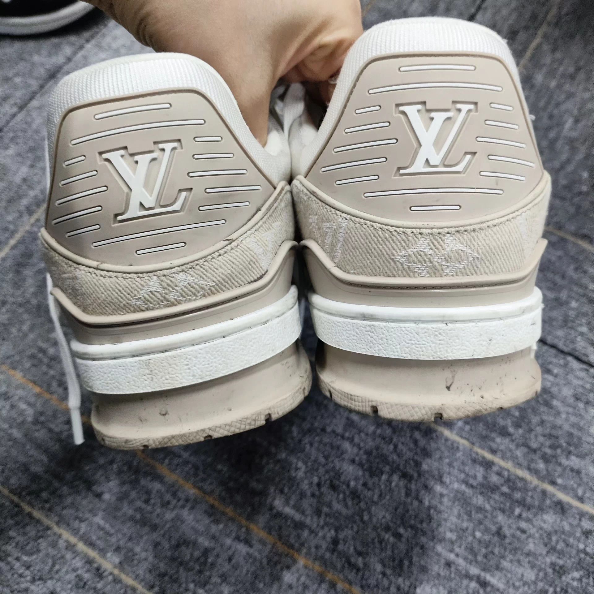 Louis Vuitton LV Beige Leather Trainer Sneaker Size 7 Size US 8 / EU 41 - 7 Thumbnail