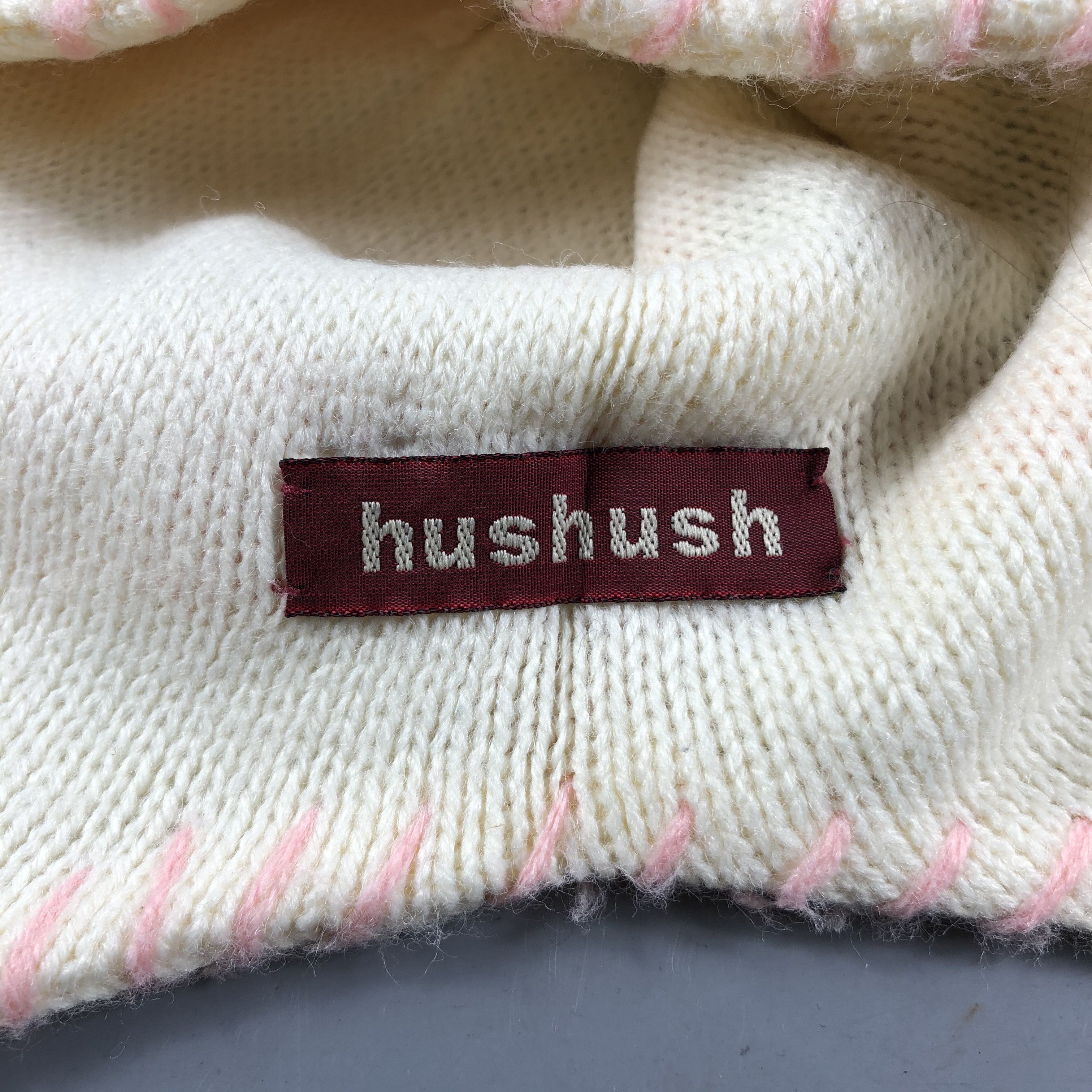 Vintage Hush Hush Loves Earflap Bobble Beanie Snowcap Snow Hat B751 Size ONE SIZE - 4 Thumbnail
