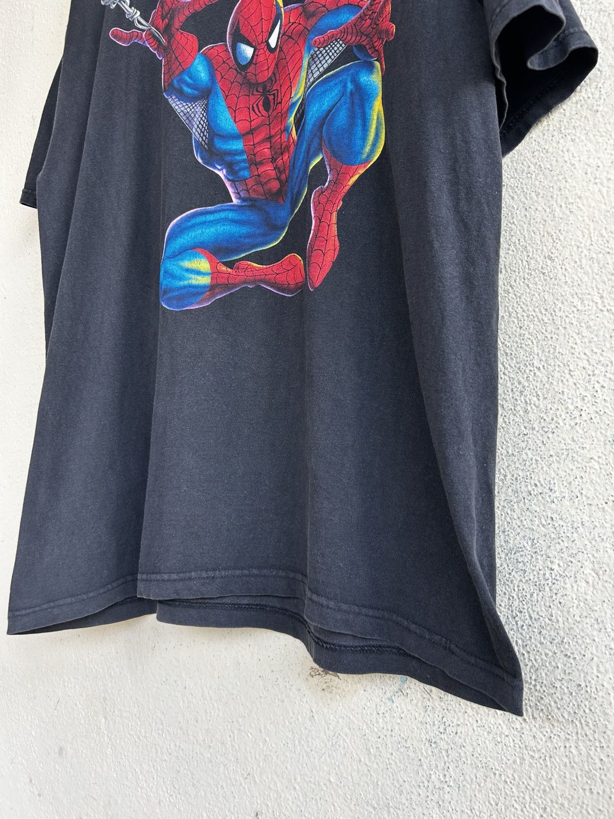 Universal Studios Vintage Universal Studios Spiderman Tshirt Size US L / EU 52-54 / 3 - 6 Thumbnail