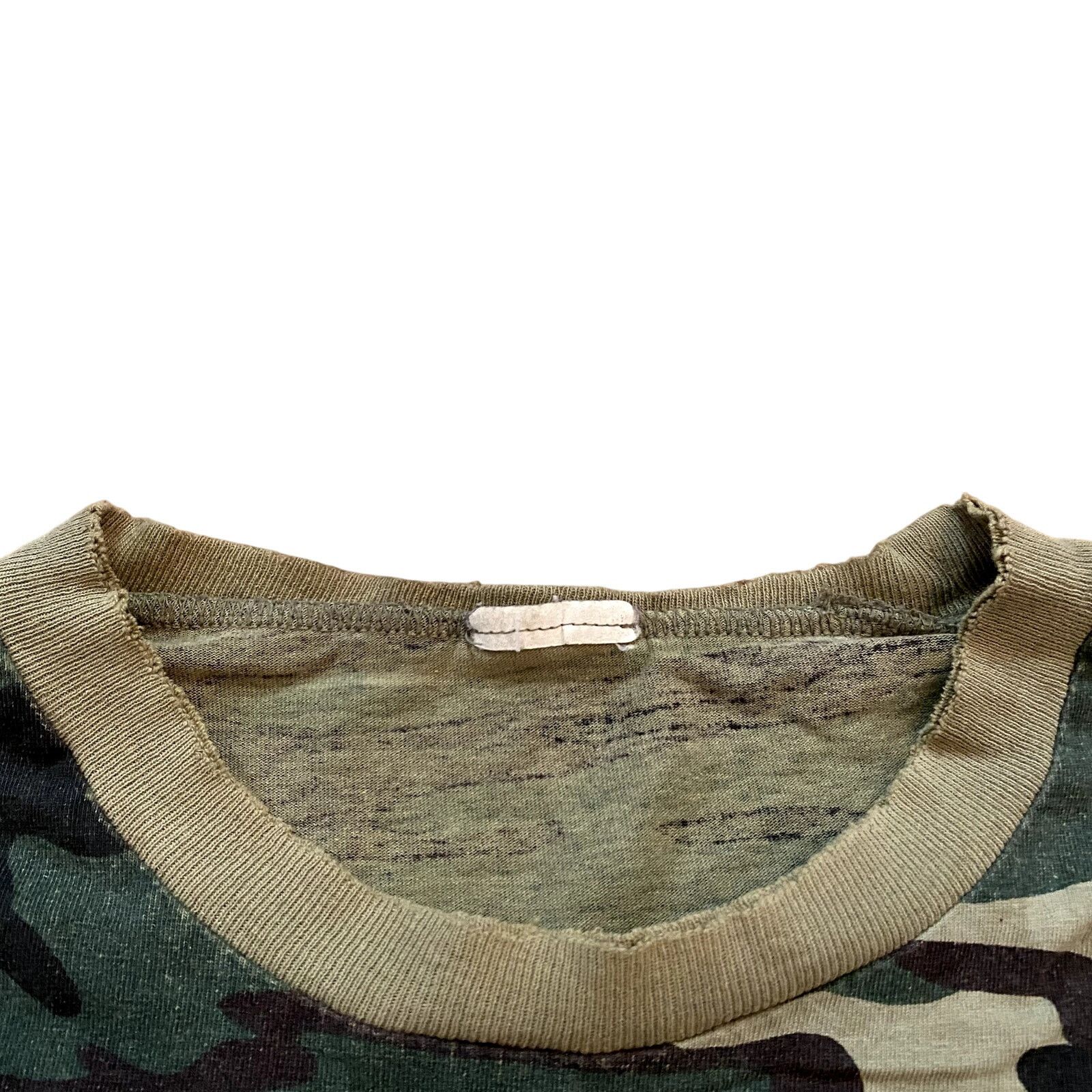 Realtree × Vintage Vintage 90s Camo Long Sleeve Boxy Pocket T Shirt Distressed Size US XL / EU 56 / 4 - 4 Thumbnail