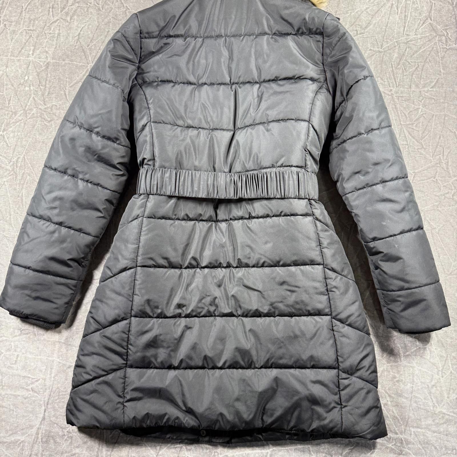 Banana Republic Banana Republic Jacket Women's S Black Puffer Faux Fur Size S / US 4 / IT 40 - 5 Thumbnail