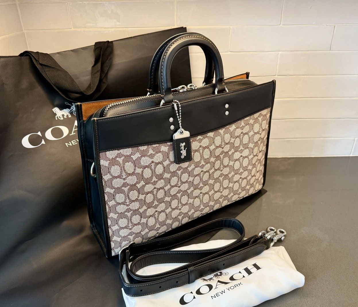 Coach Coach 1941 Rogue briefcase like new full set $540 or OBO Size ONE SIZE - 1 Thumbnail