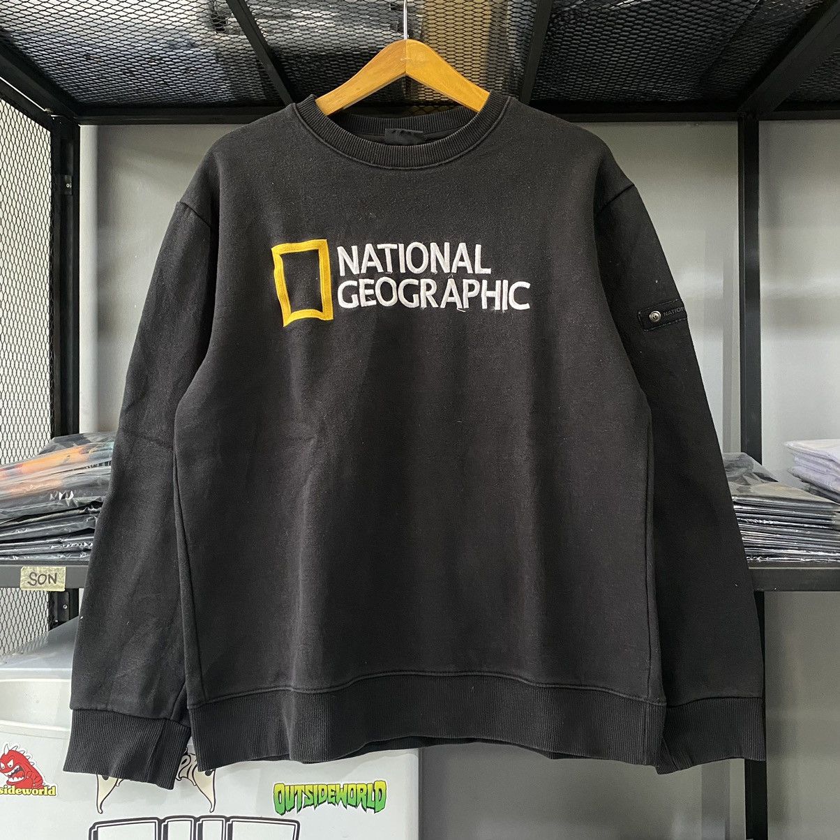 Japanese Brand × Vintage Classic Yellow Logos National Geographic Sweatshirt Size US XL / EU 56 / 4 - 5 Thumbnail