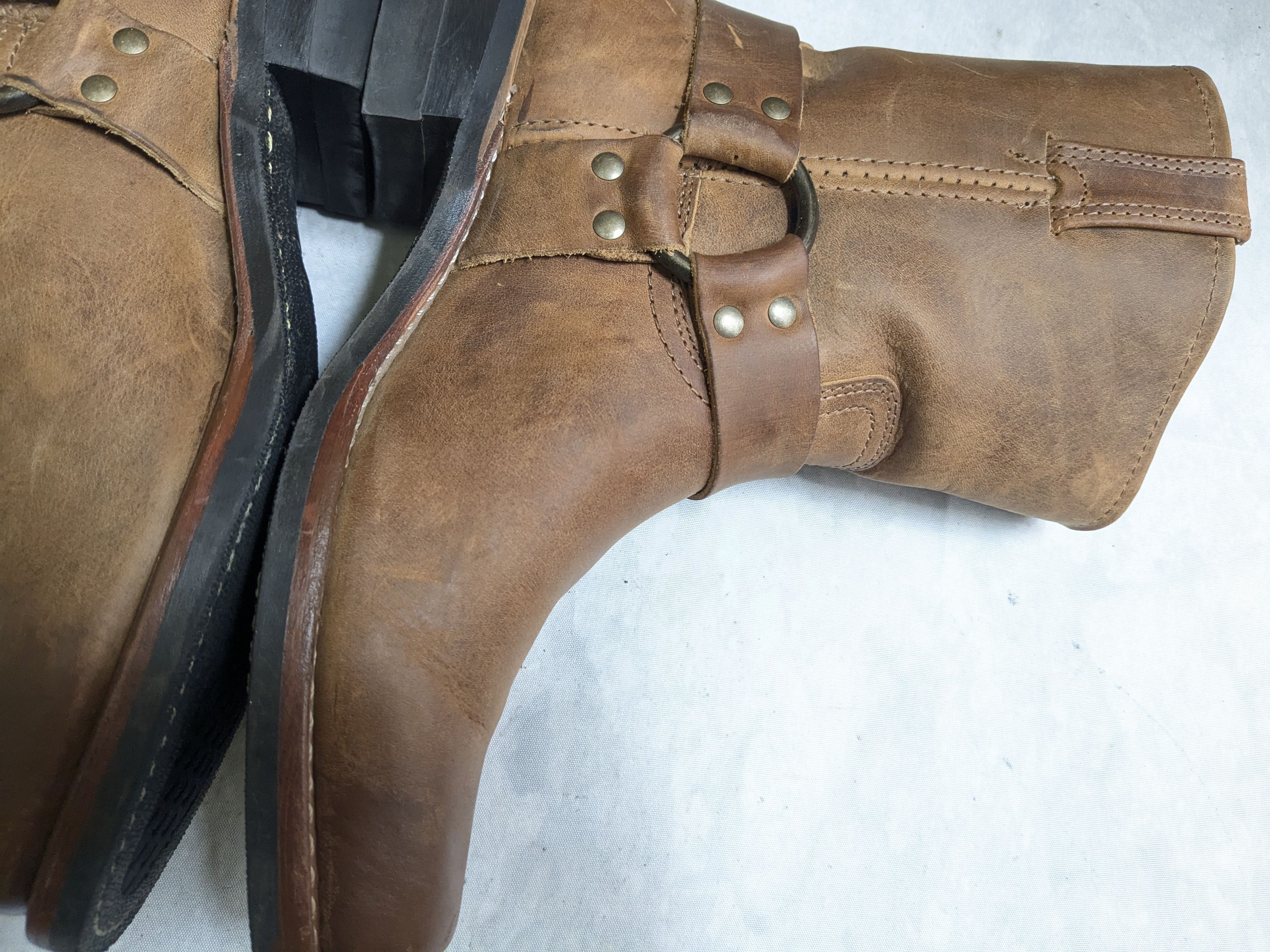 Frye Frye Harness Boots Brown Leather 9 M Buckle Size US 9 / EU 42 - 11 Thumbnail