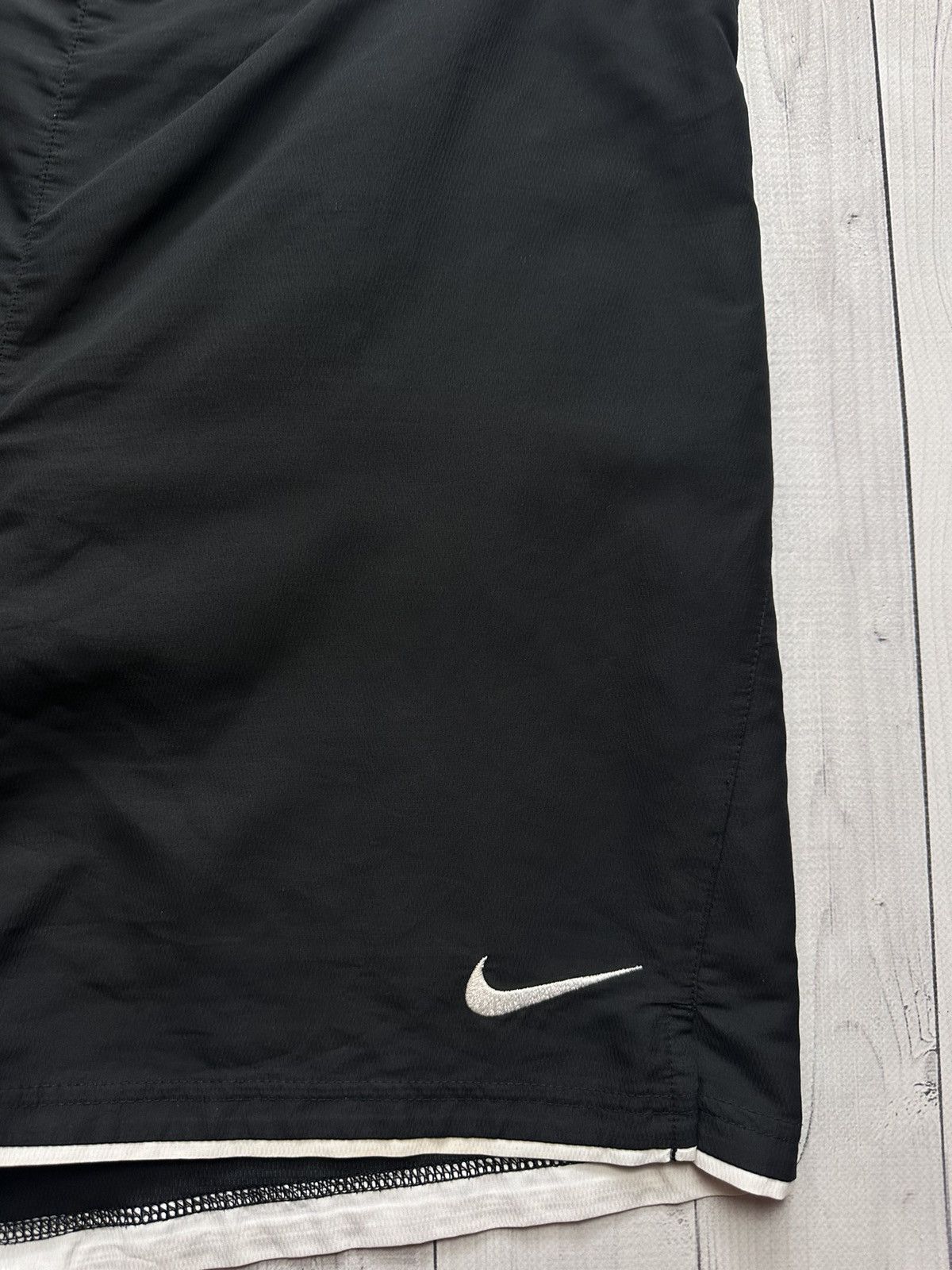 Nike × Vintage Vintage Nike Manchester United soccer shorts size XL black Size US 36 / EU 52 - 3 Thumbnail
