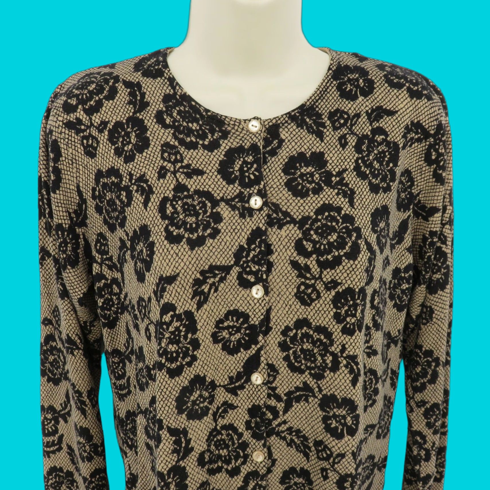 Vintage August Silk Knits Cardigan Sweater Women Medium Black Floral Print Round Neck Long Sleeve Size M / US 6-8 / IT 42-44 - 1 Thumbnail