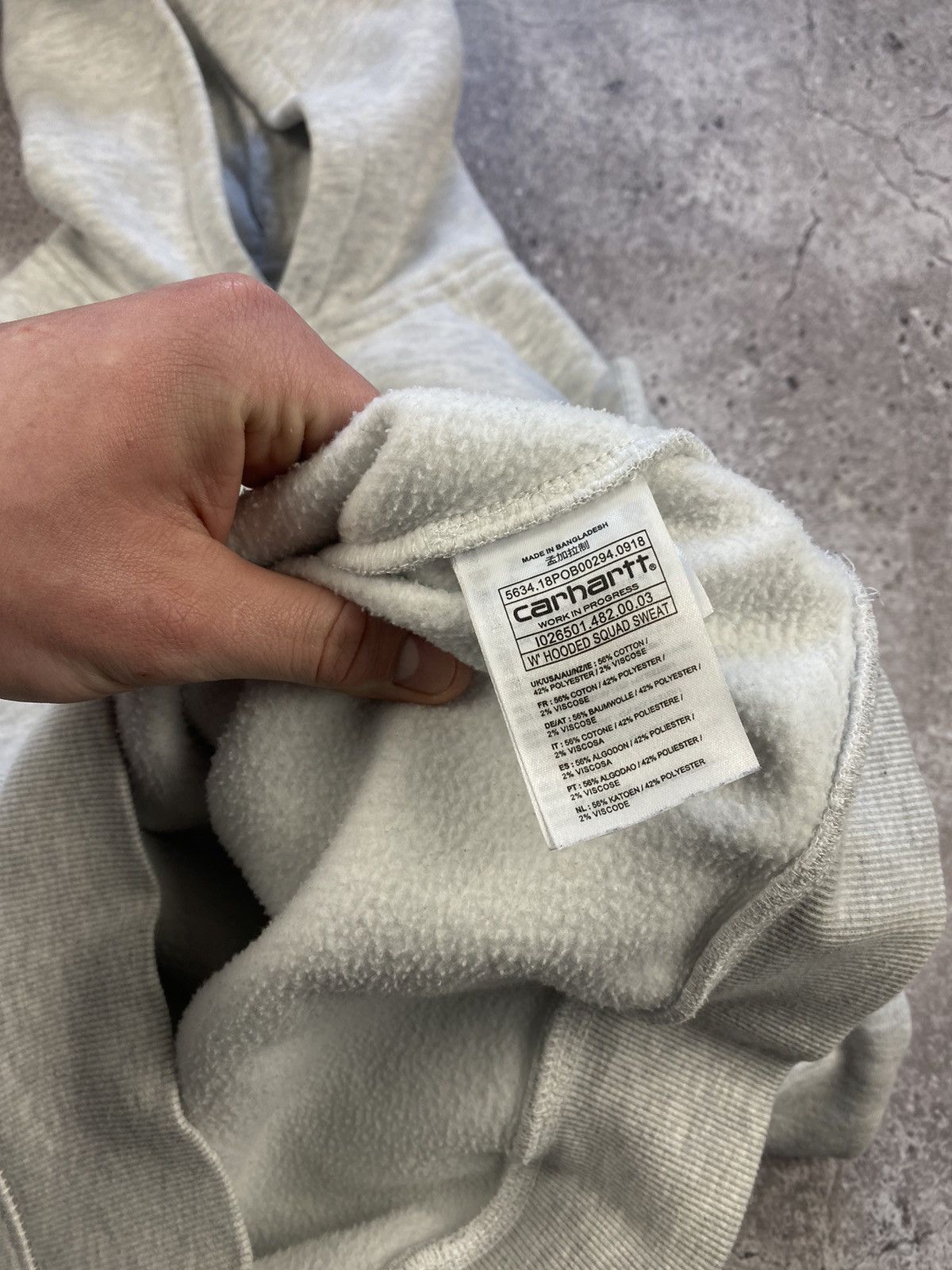 Carhartt × Vintage Vintage Carhartt Y2K light gray tight hoodie baggy Stretwear Size US S / EU 44-46 / 1 - 6 Thumbnail