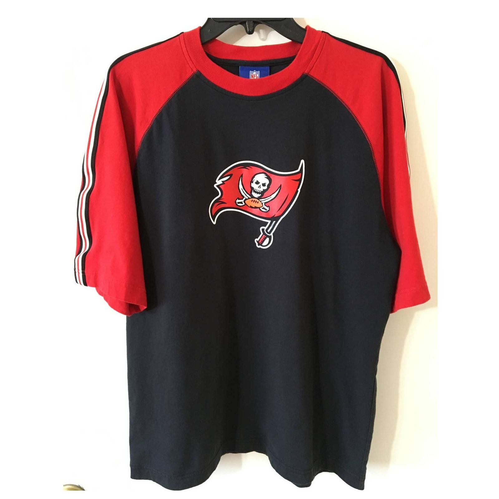 NFL NFL RBK Medium Tampa Bay Buccaneers Short Sleeve Shirt Size US M / EU 48-50 / 2 - 1 Thumbnail