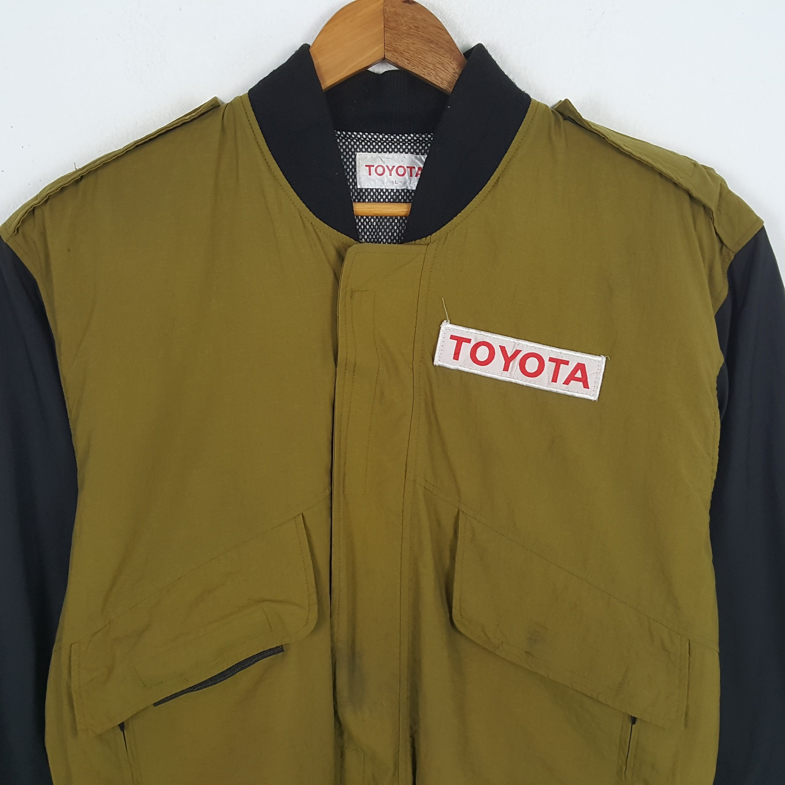 Japanese Brand × Vintage Vintage TOYOTA Japanese Racing Team Bombers Jacket Size US L / EU 52-54 / 3 - 4 Thumbnail