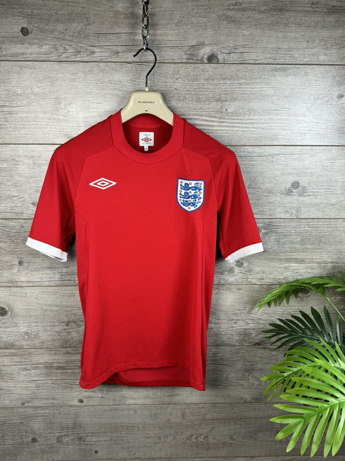 Umbro Umbro soccer jersey England 🏴󠁧󠁢󠁥󠁮󠁧󠁿 size s-m Size US S / EU 44-46 / 1 - 1 Thumbnail