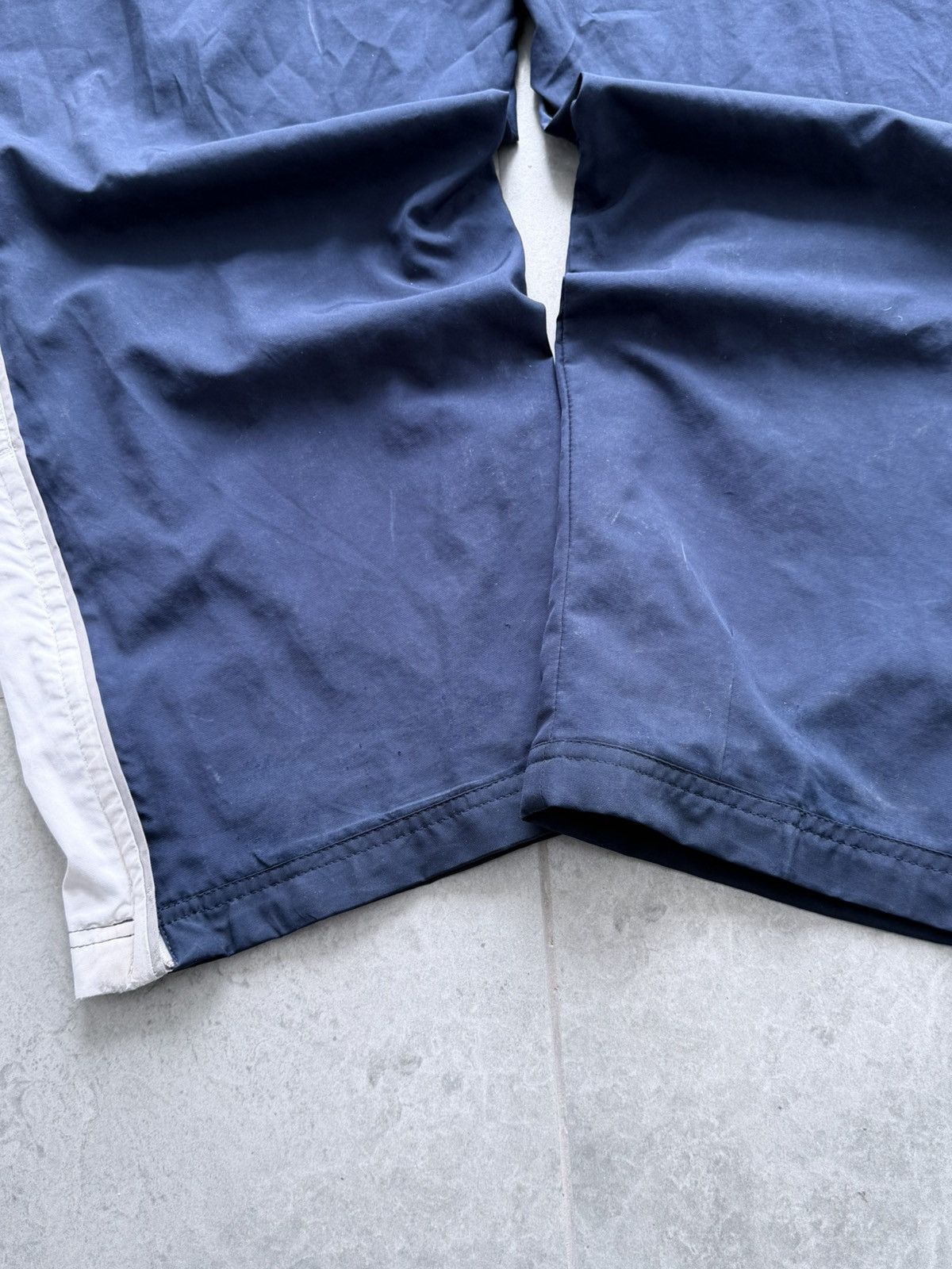 Nike Vintage 00s Nike Baggy Nylon Track Pants Size US 36 / EU 52 - 8 Thumbnail