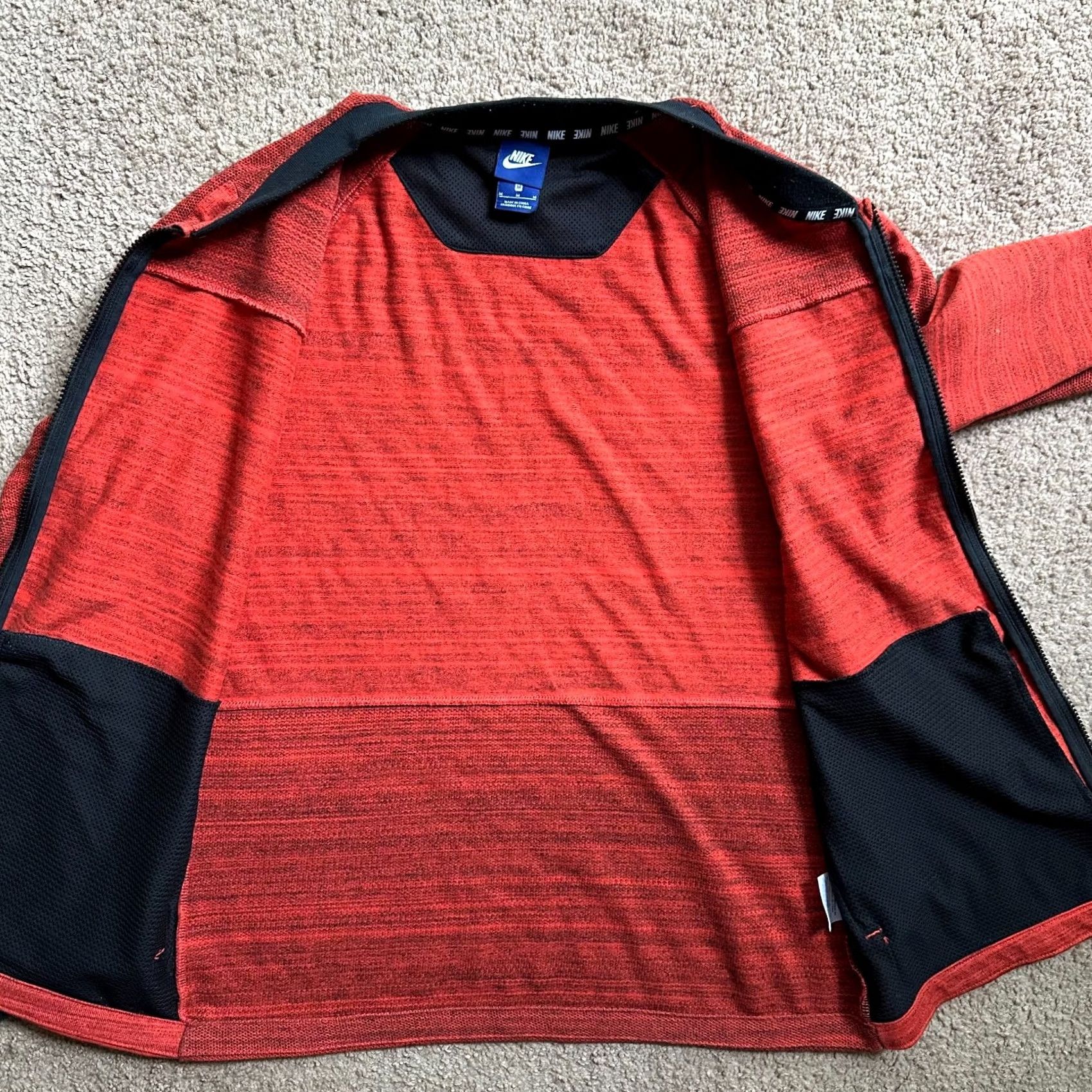 Nike VINTAGE Nike Sweatshirt Mens Medium Full Zip Logo Orange Pockets Round Neck Size US M / EU 48-50 / 2 - 3 Thumbnail